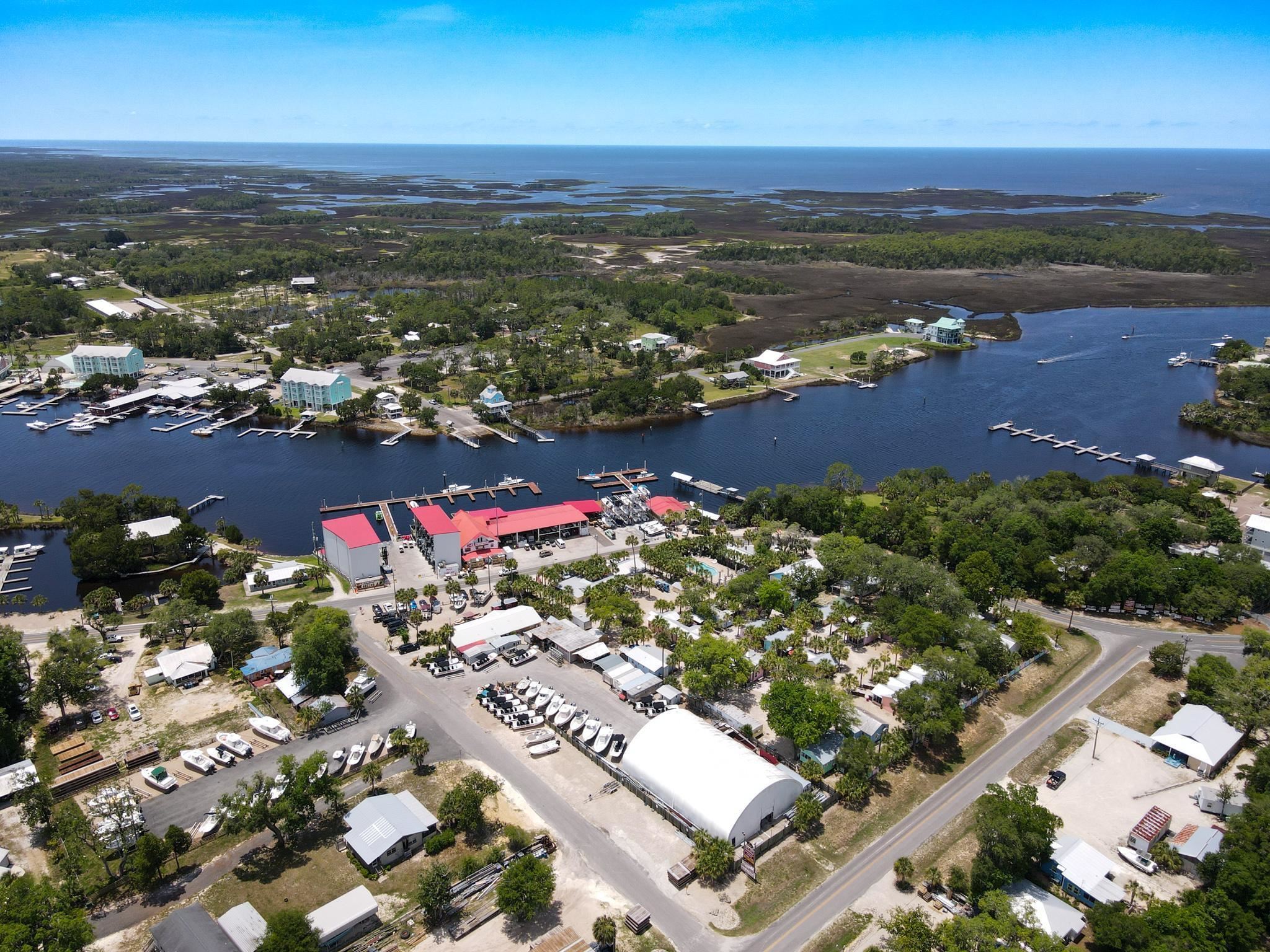 301 SE First Avenue, STEINHATCHEE, Florida image 8