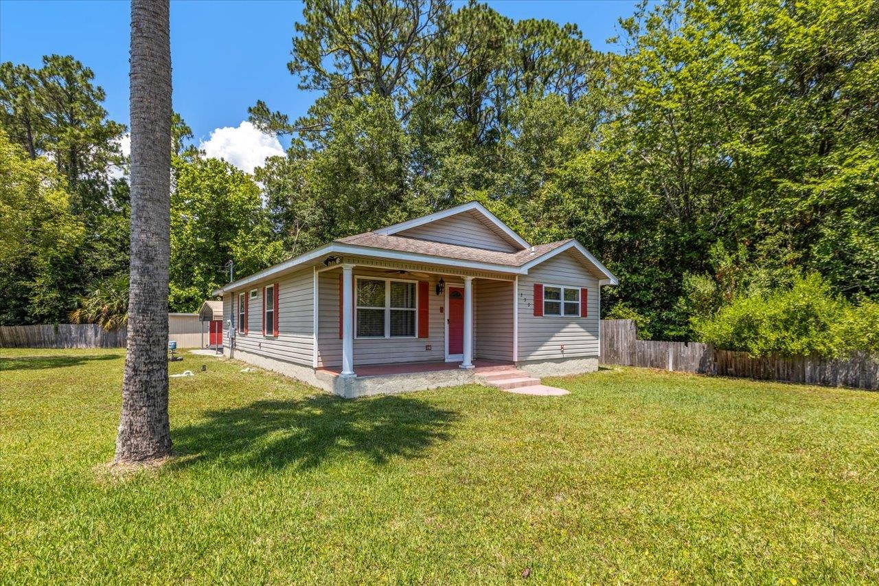 333 12th Street, Apalachicola, Florida image 1