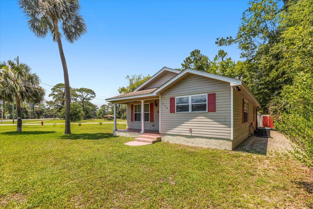 333 12th Street, Apalachicola, Florida image 4