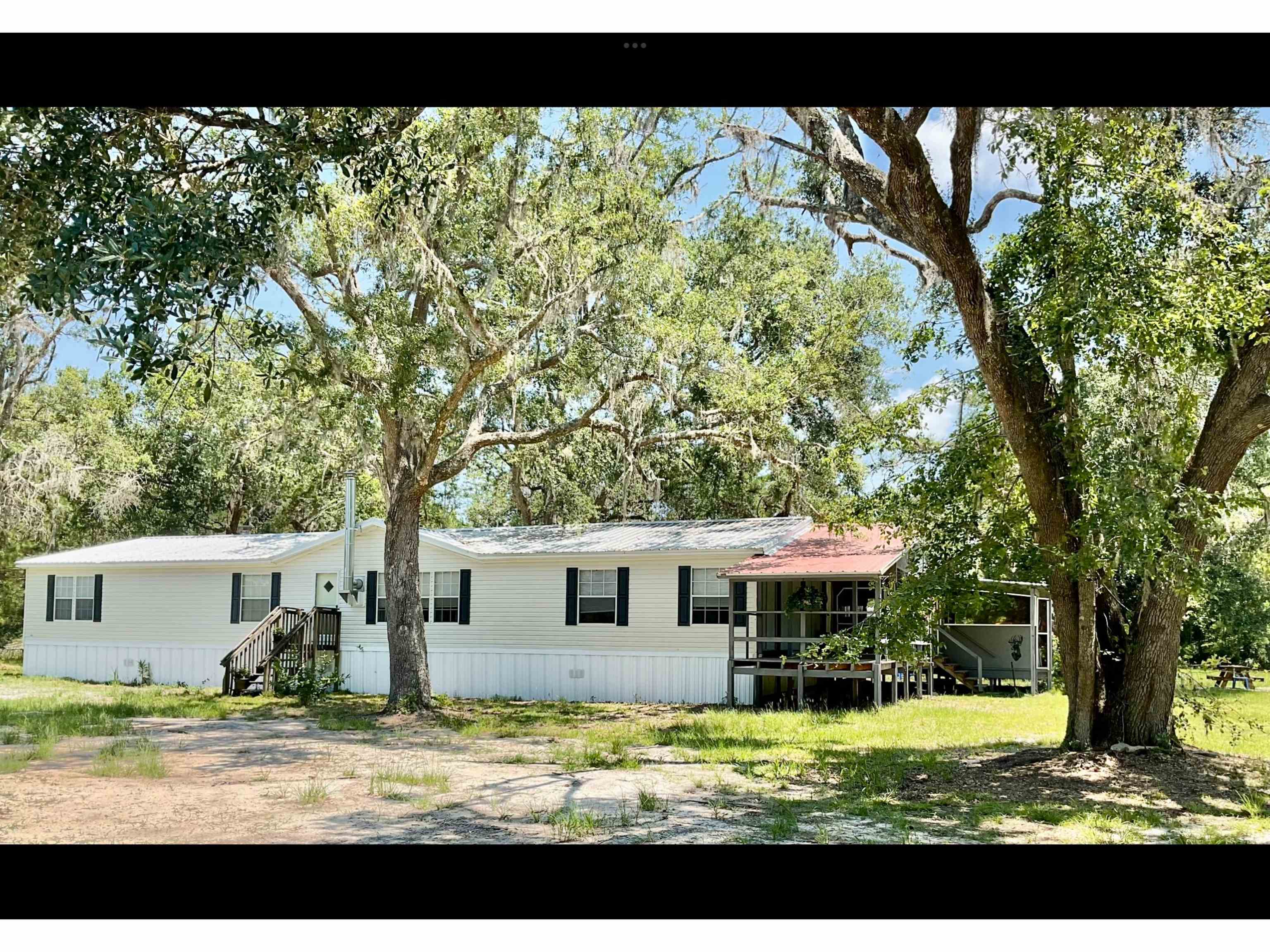 409 SW Hike Lake Road, Madison, Florida image 1