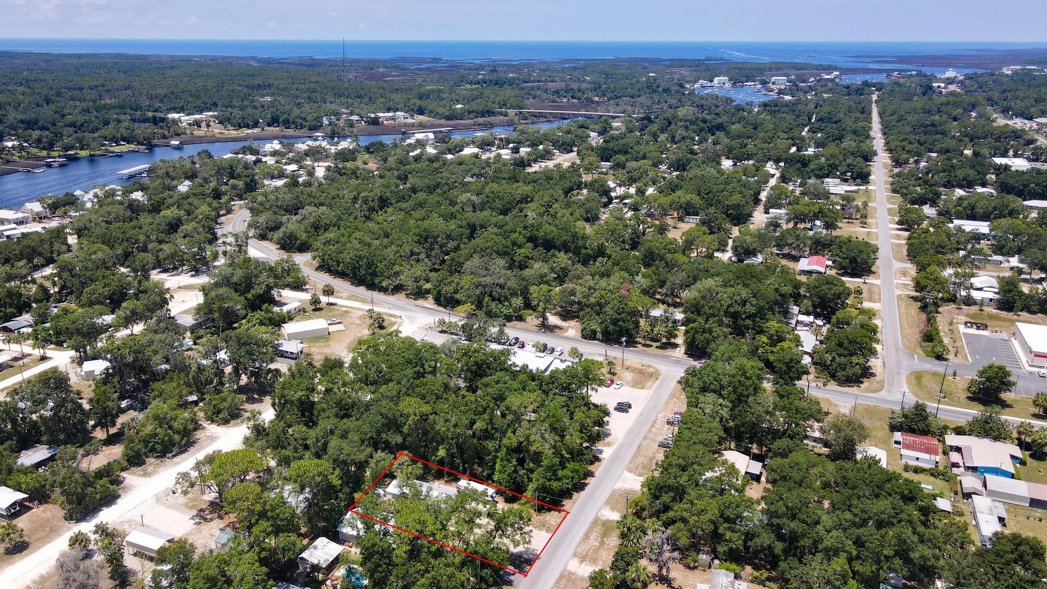 1512 SE Second Avenue, STEINHATCHEE, Florida image 10