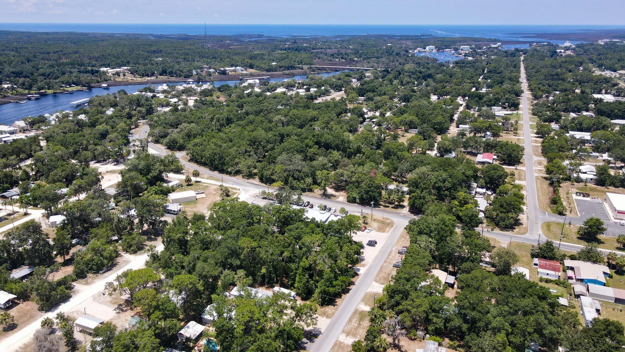 1512 SE Second Avenue, STEINHATCHEE, Florida image 11