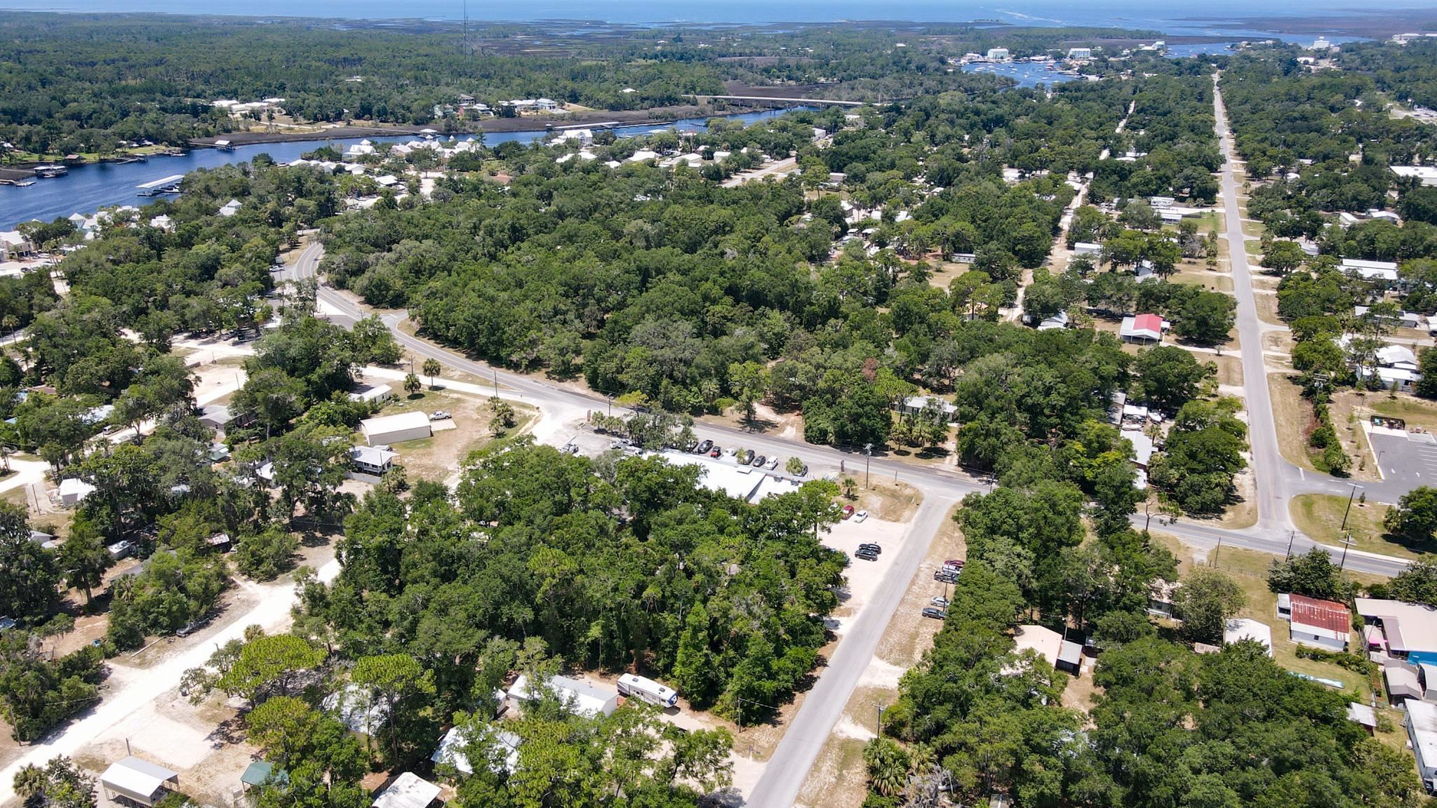 1512 SE Second Avenue, STEINHATCHEE, Florida image 6