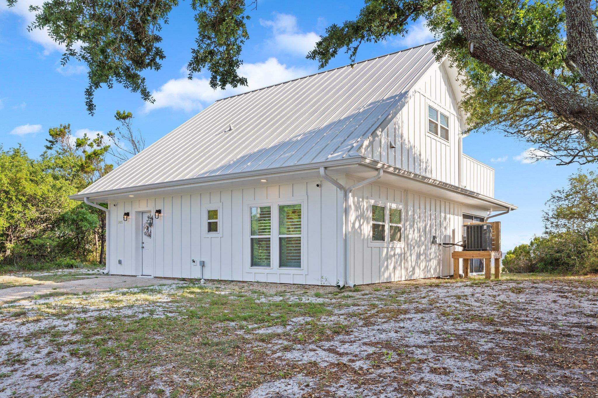 1405 Alligator Drive, ALLIGATOR POINT, Florida image 3