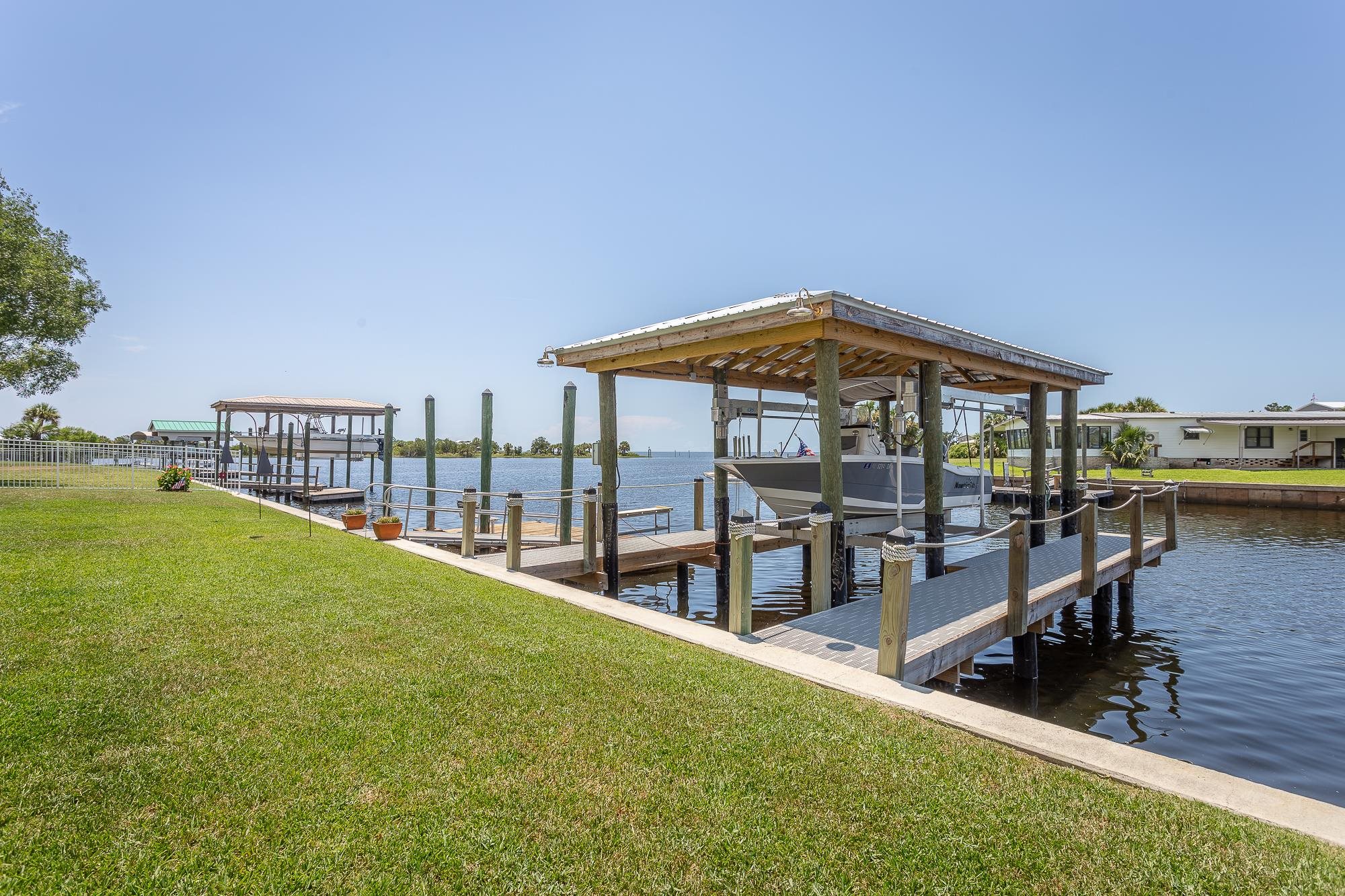 111 Royster Drive, Crawfordville, Florida image 35