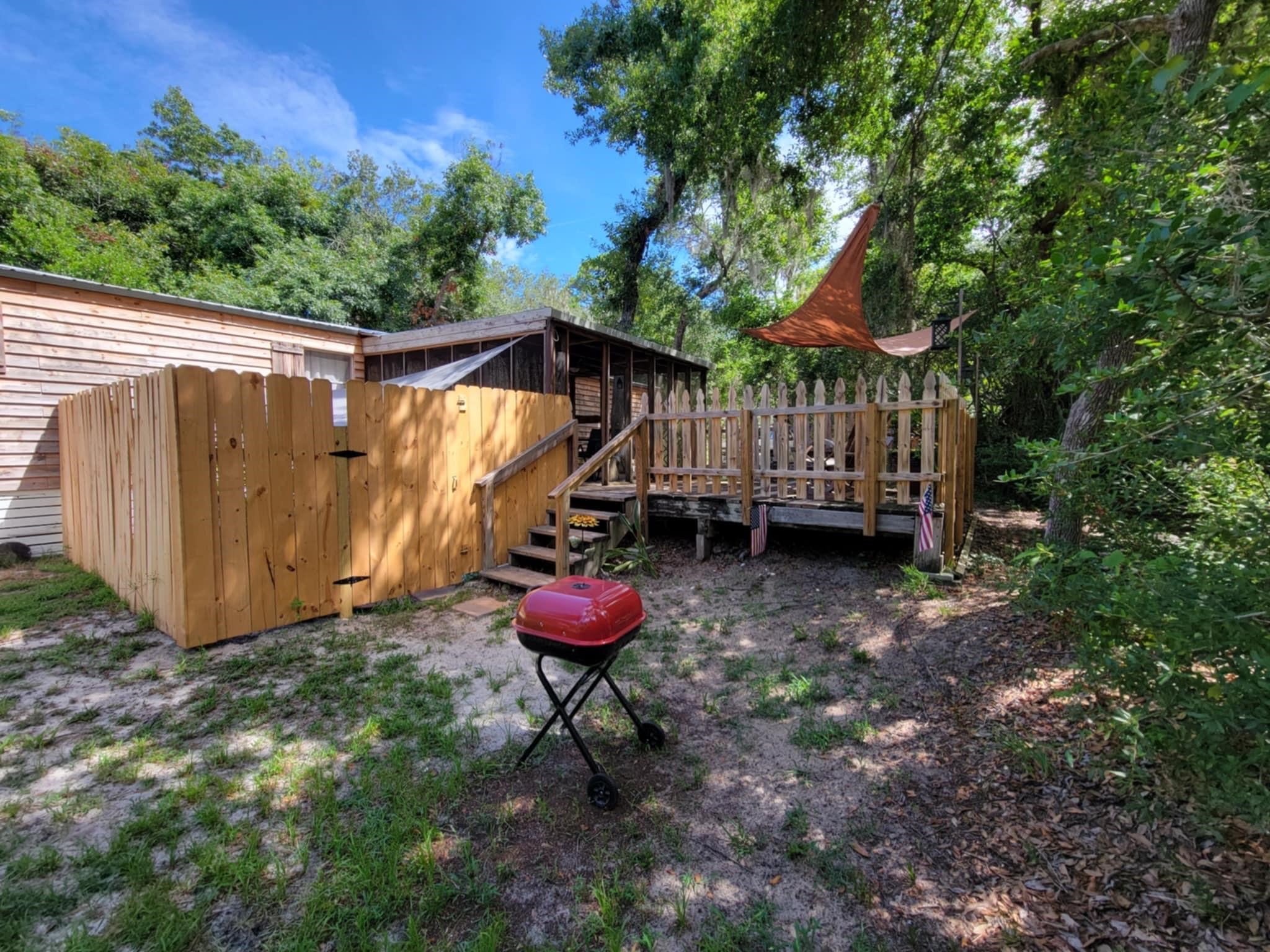 652 Magnolia Street, ALLIGATOR POINT, Florida image 23