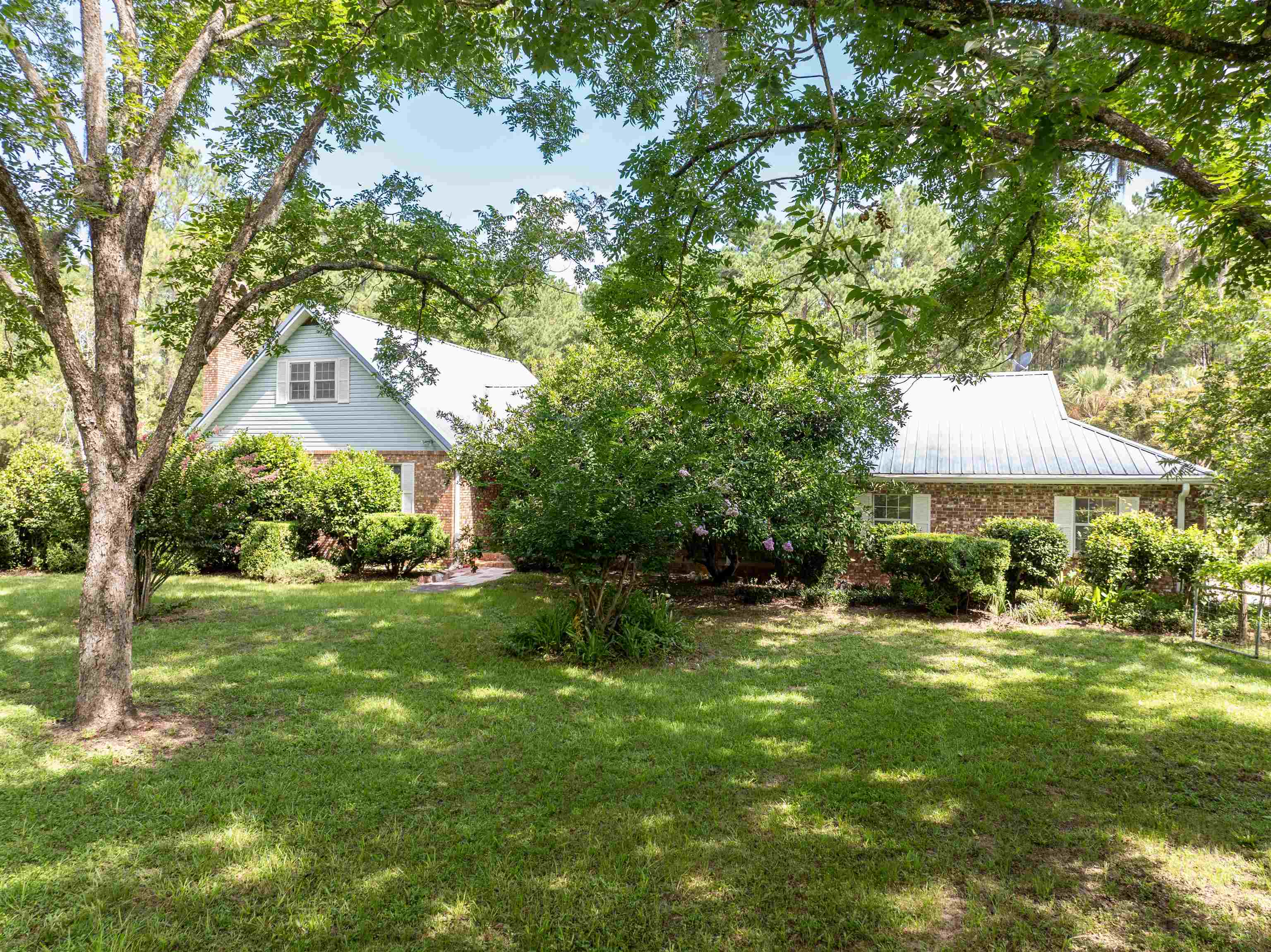 327 NE Cherry Lake Circle, MADISON, Florida image 2