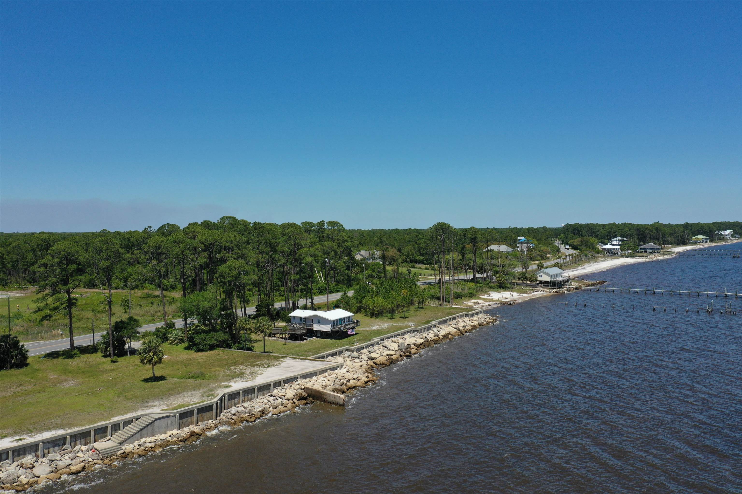 2136 Highway 98 West, CARRABELLE, Florida image 12