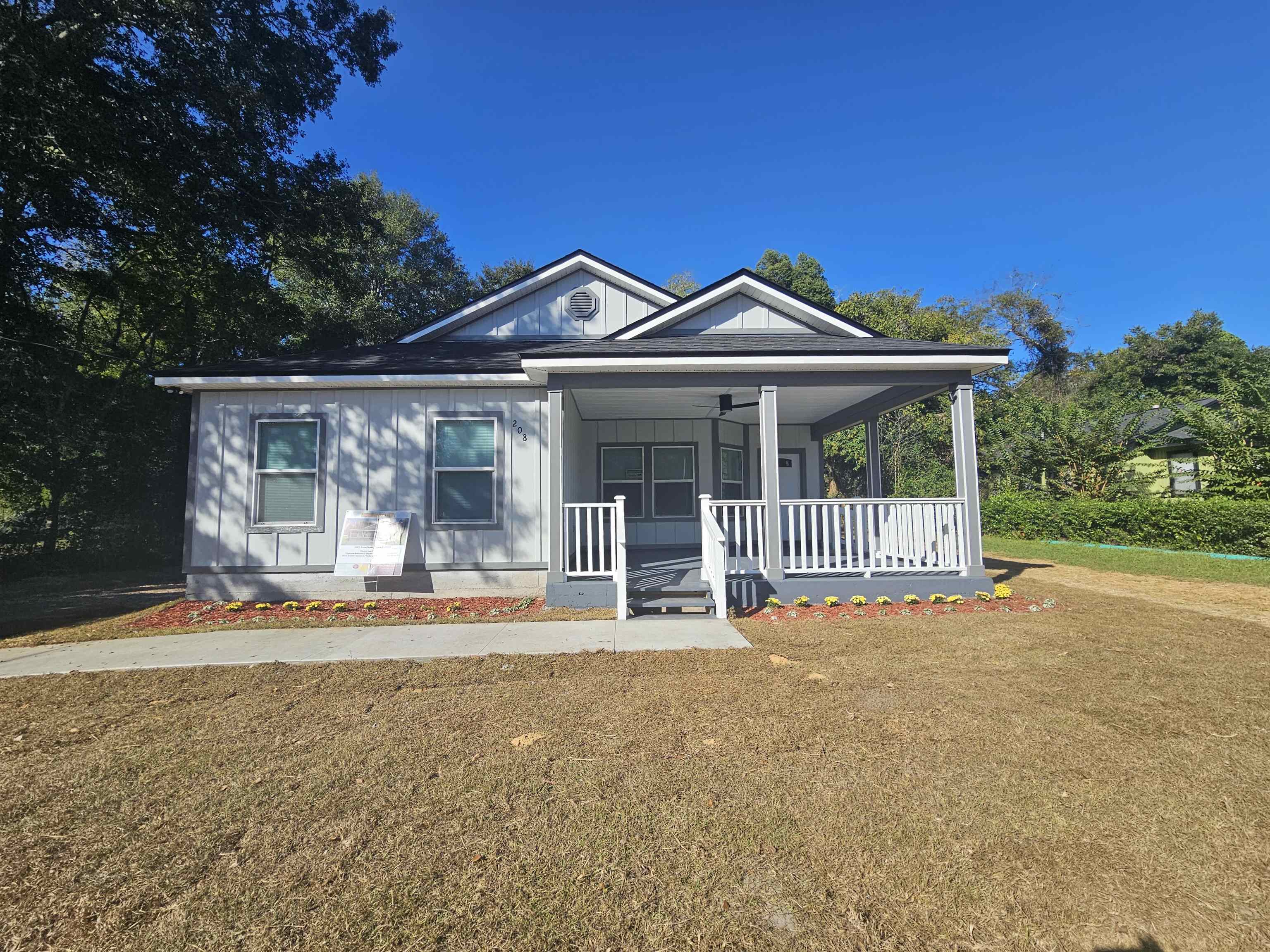 208 N Lowe Street, Quincy, Florida image 1