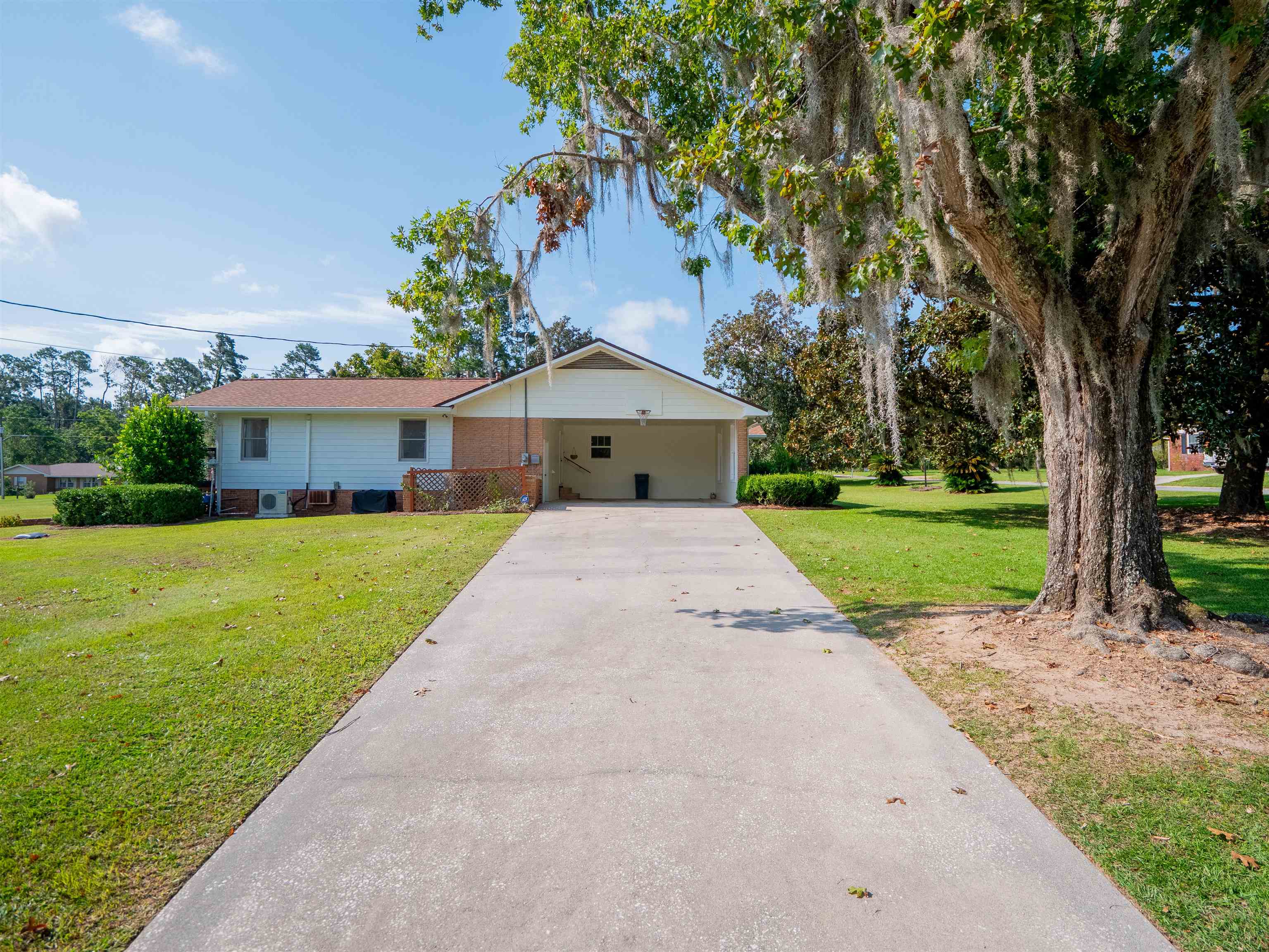 542 NE Horry Avenue, Madison, Florida image 32