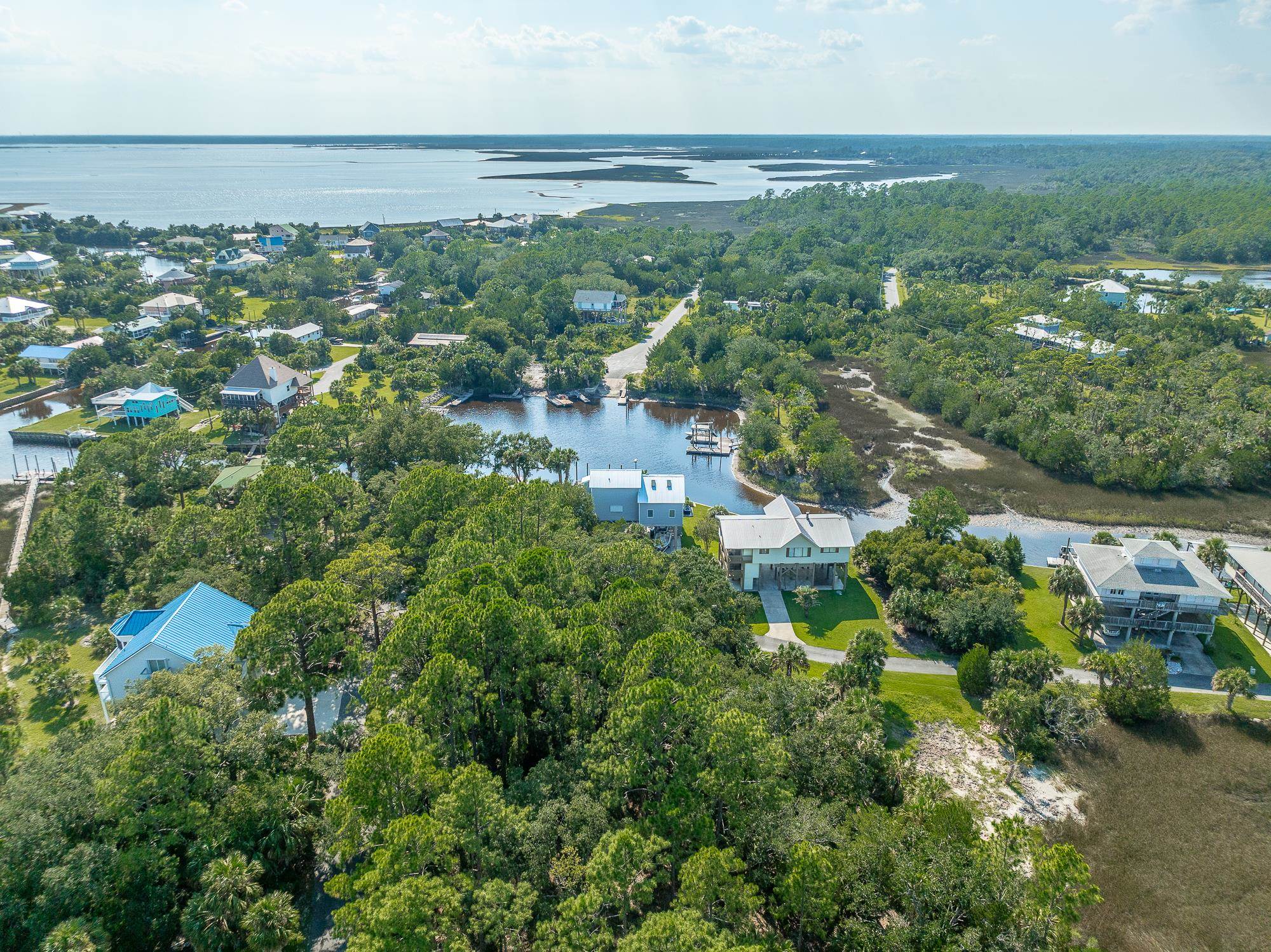 85 Southside Drive, Crawfordville, Florida image 9