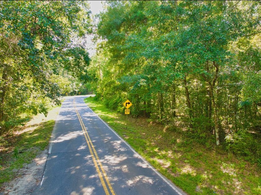 Capitola Road, Tallahassee, Florida image 5