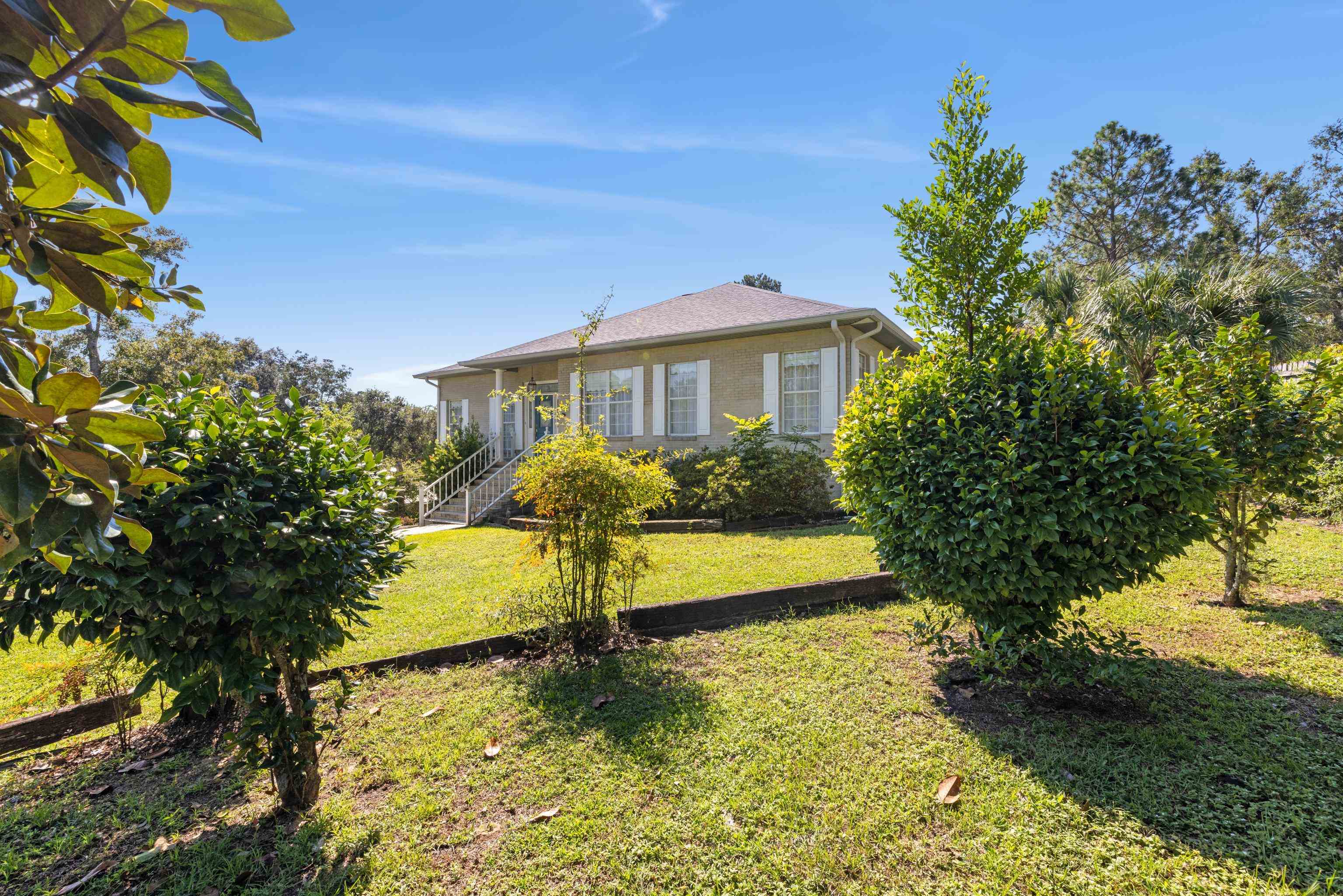 186 NW Whispering Pines Loop, Madison, Florida image 1