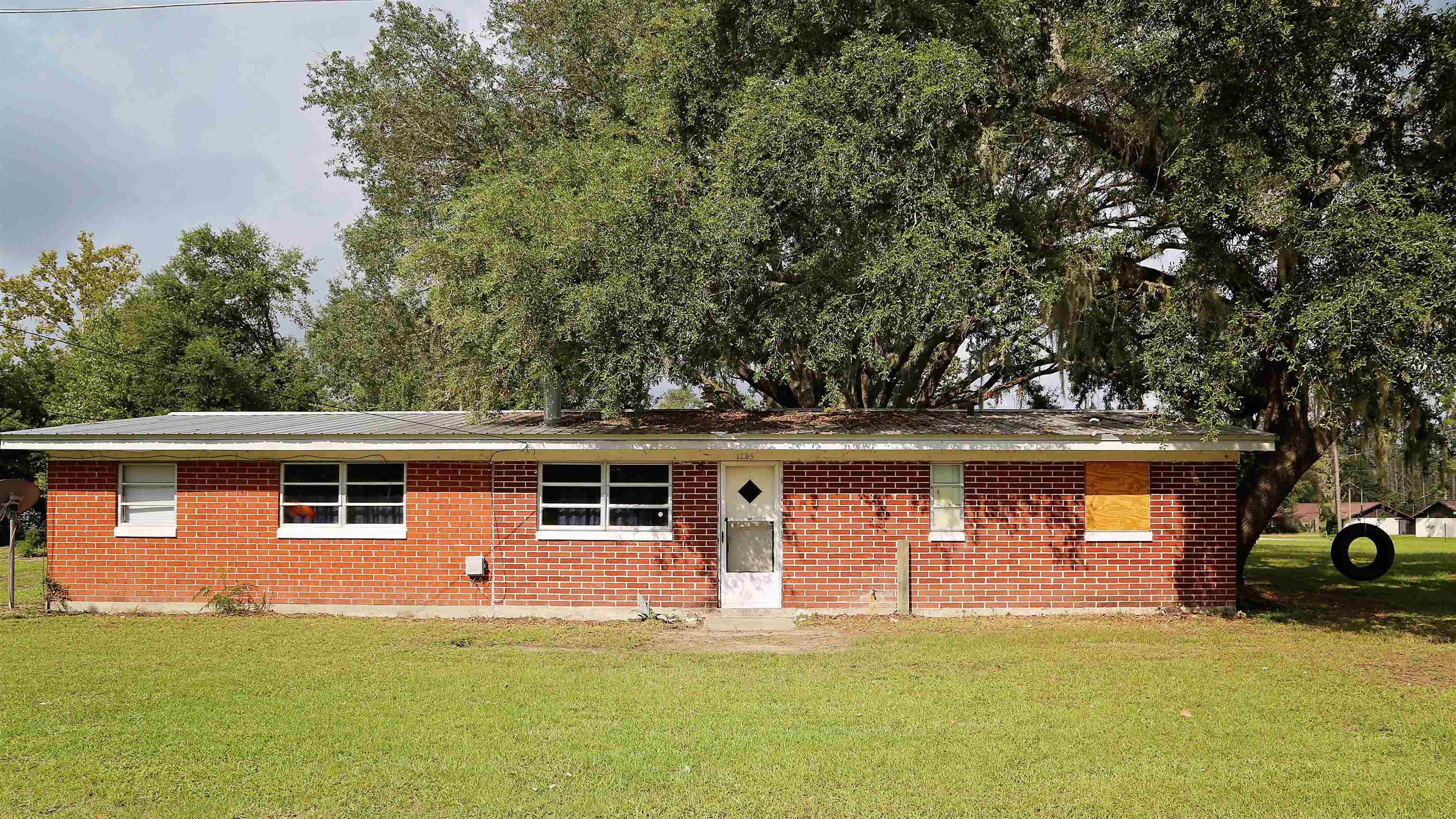 1205 N Allen Street, Perry, Florida image 1