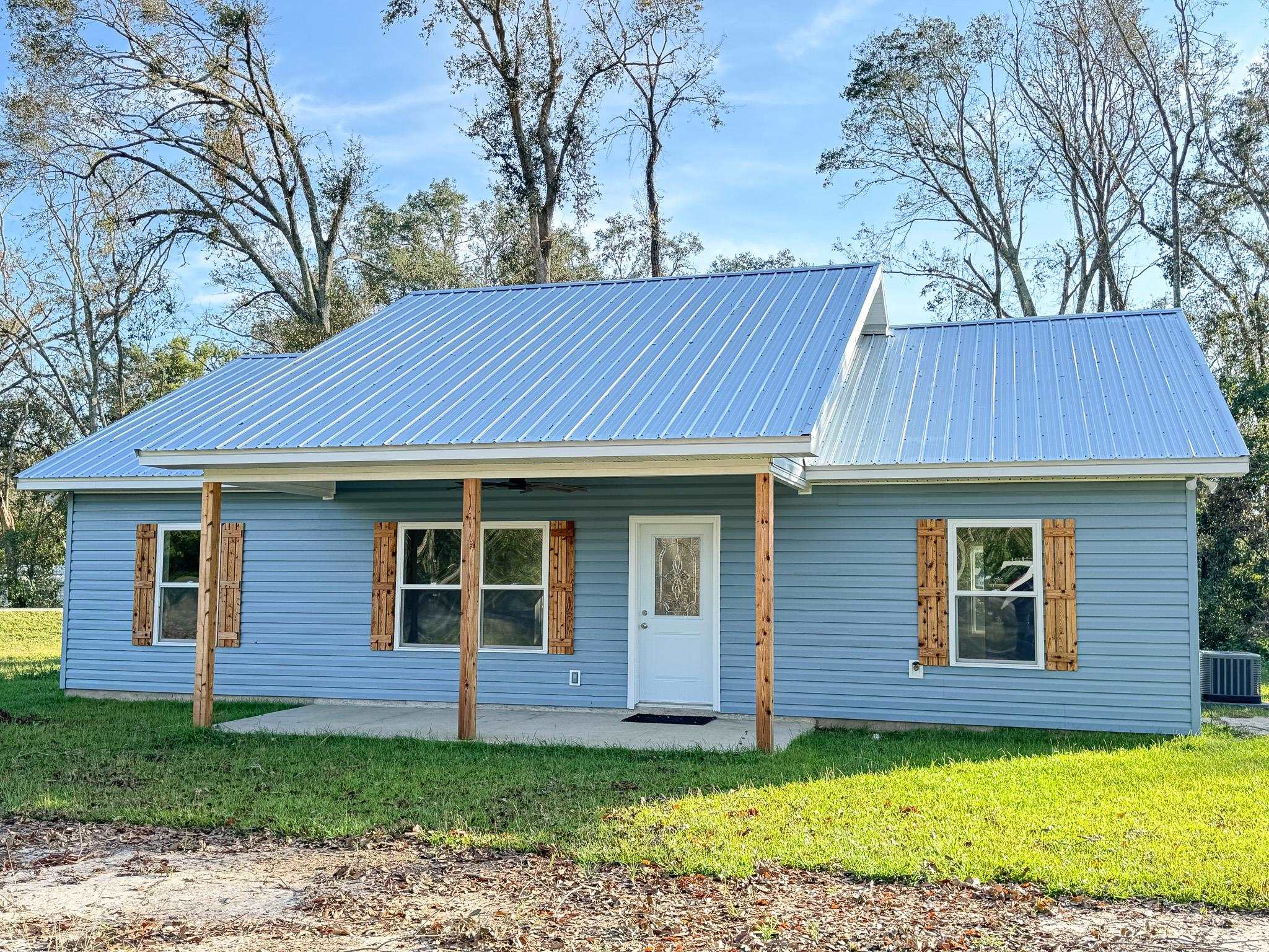 233 SE Seaboard Street, Lee, Florida image 38