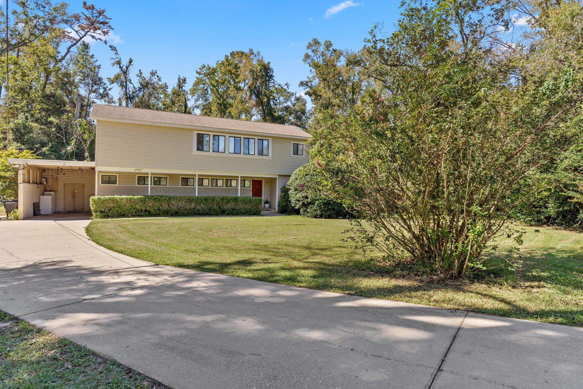 2132 Atchena Nene, Tallahassee, Florida image 2