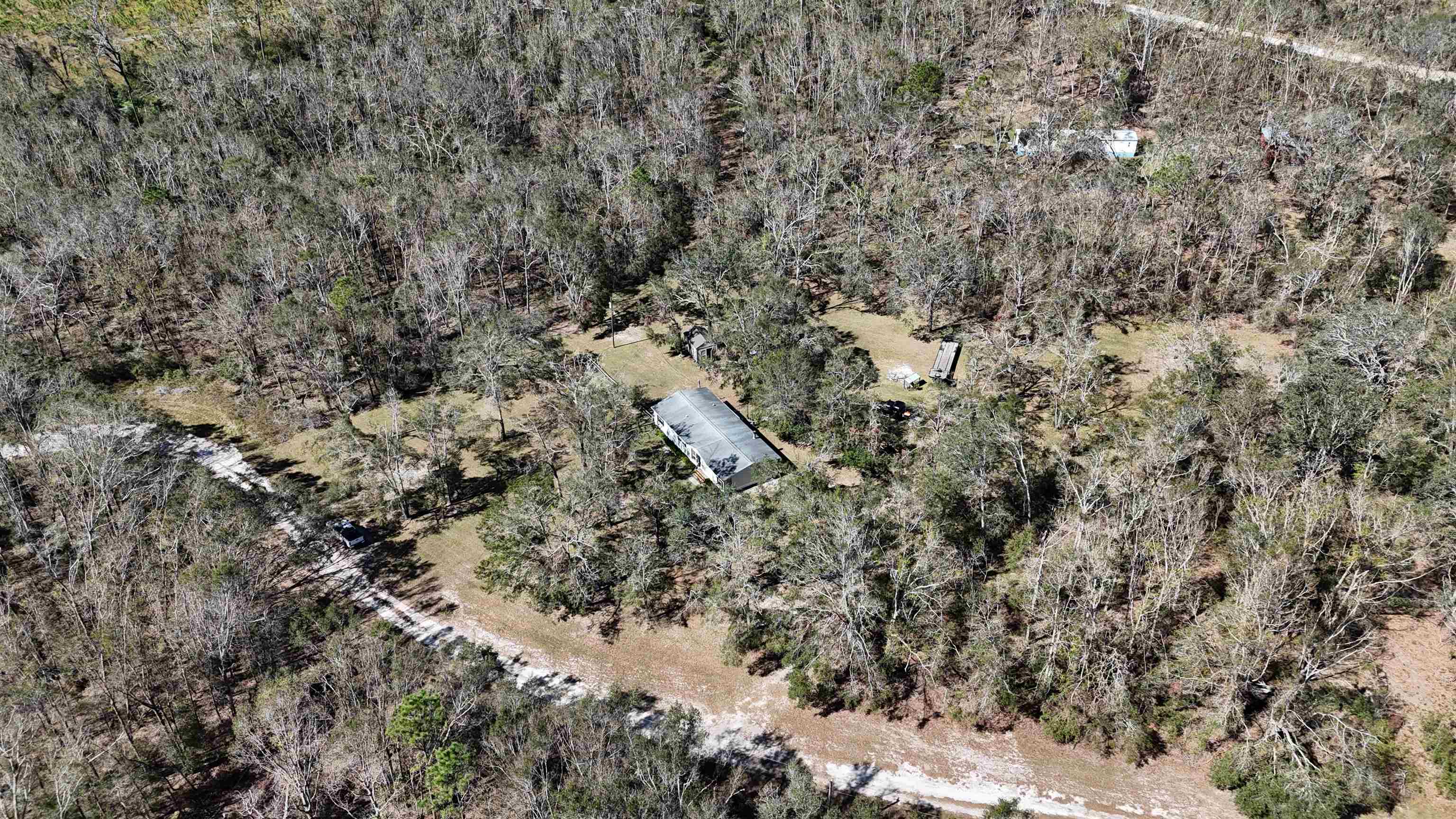 225 NE Champion Loop, Lee, Florida image 11