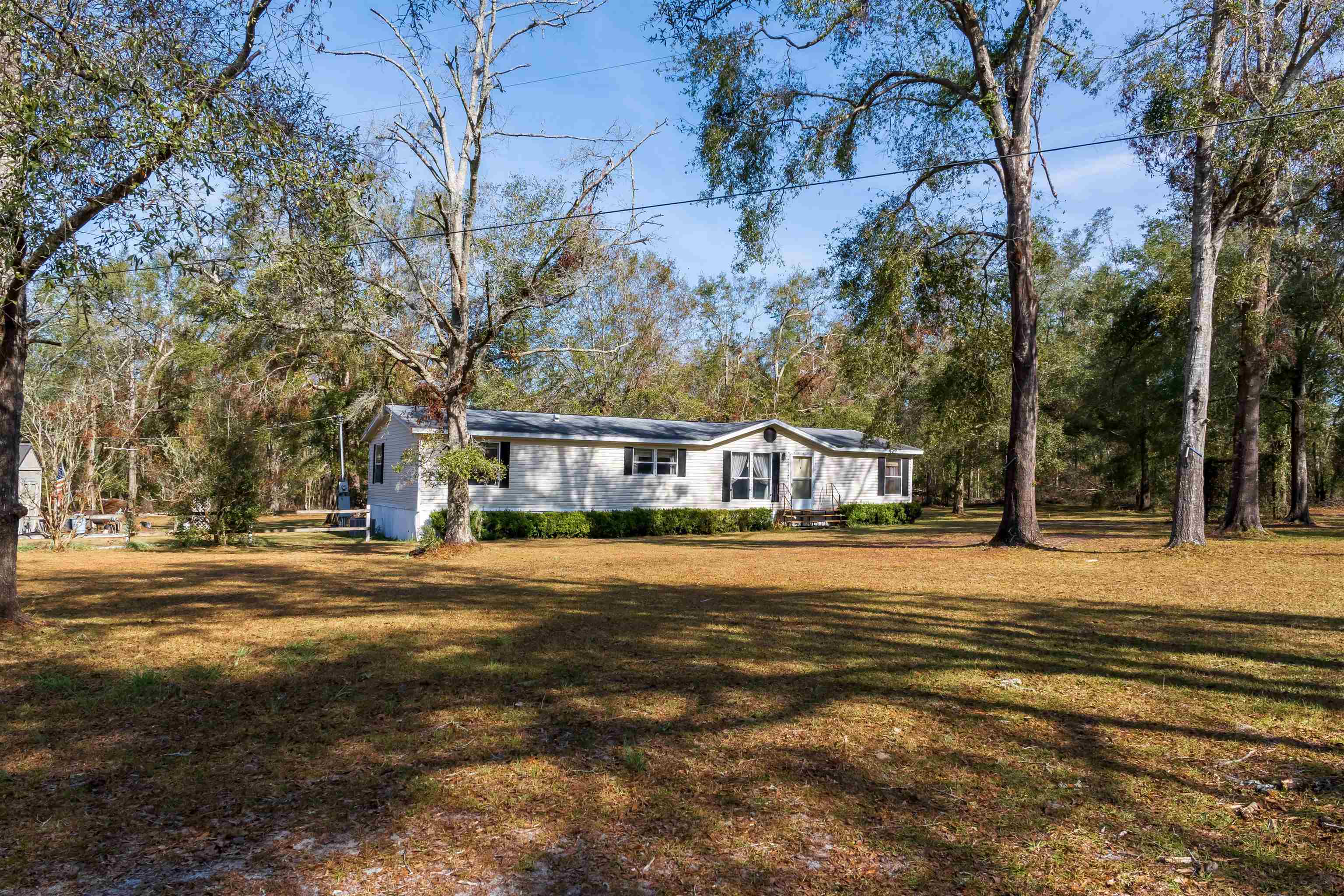 225 NE Champion Loop, Lee, Florida image 4