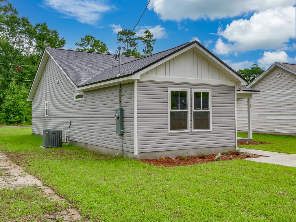 32 Comanche Trail, Crawfordville, Florida image 3