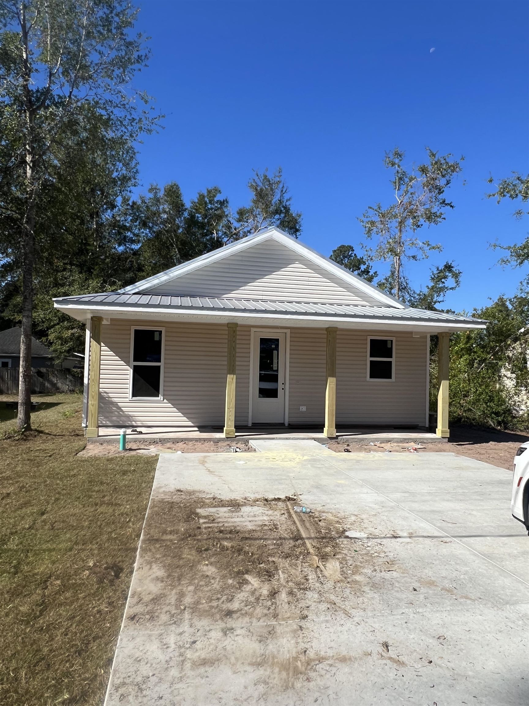 40 Shar Mel Re Lane, Crawfordville, Florida image 1