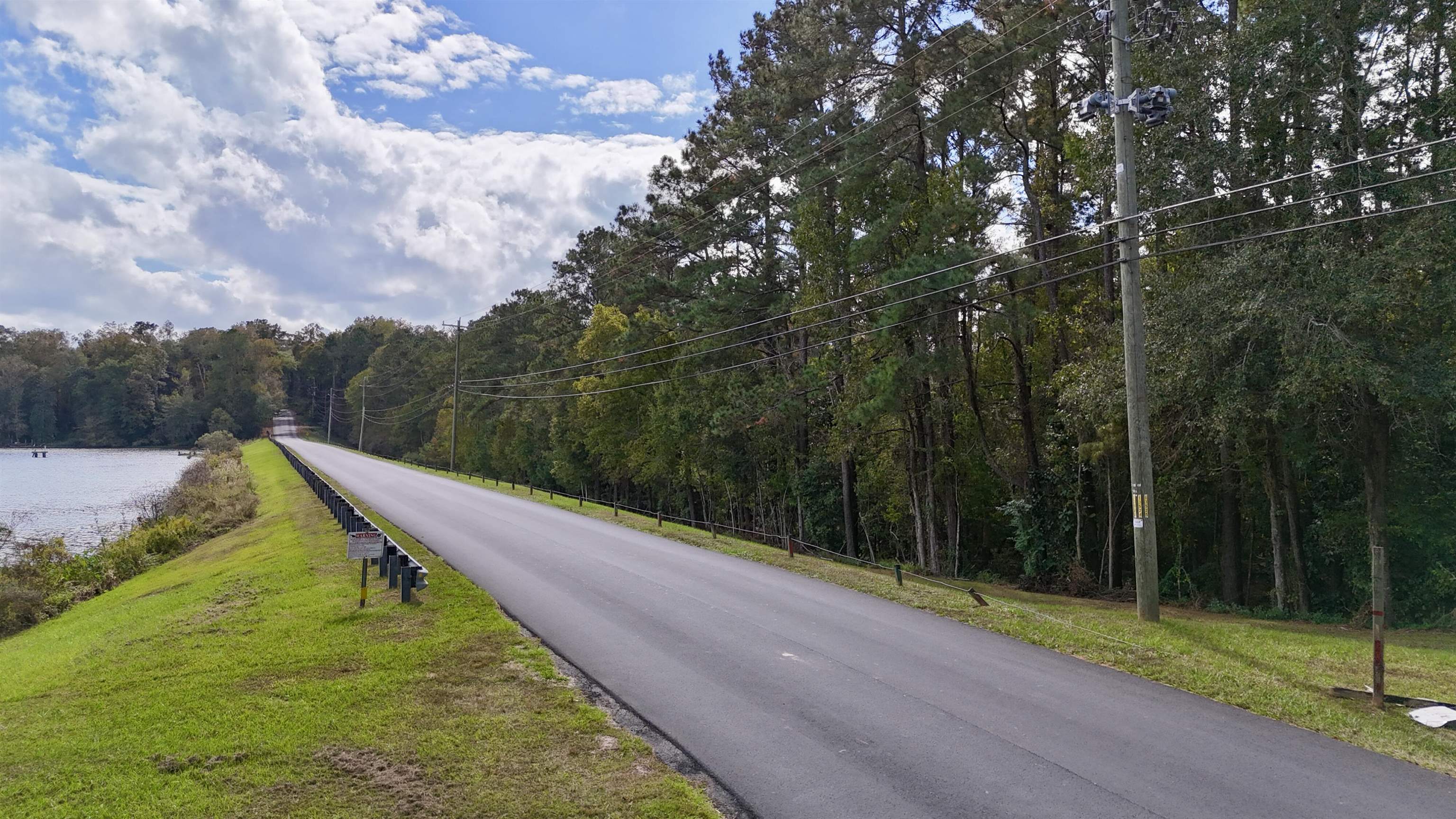 Honeysuckle Drive, Havana, Florida image 22