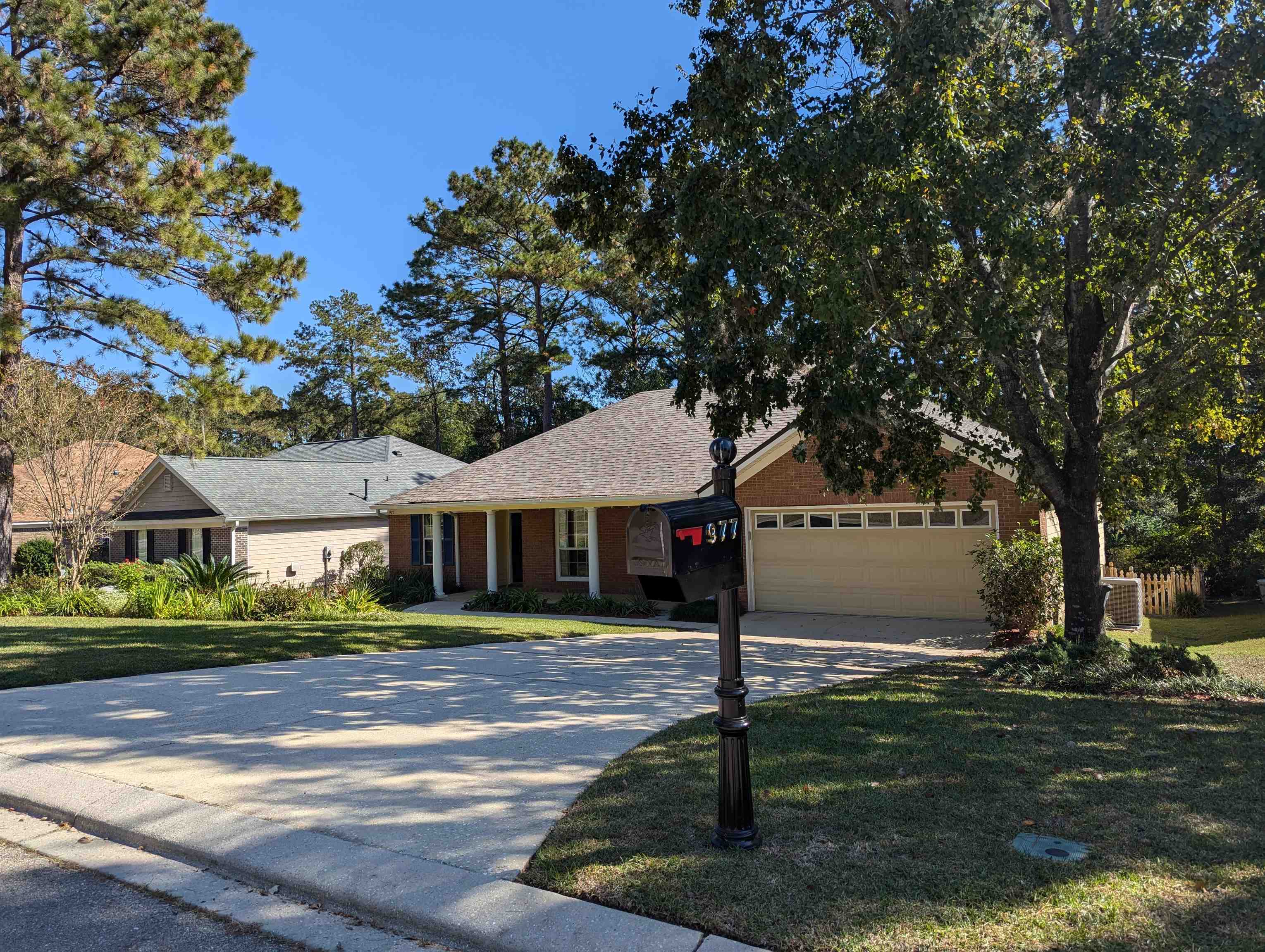 977 Watersview Drive, Tallahassee, Florida image 2