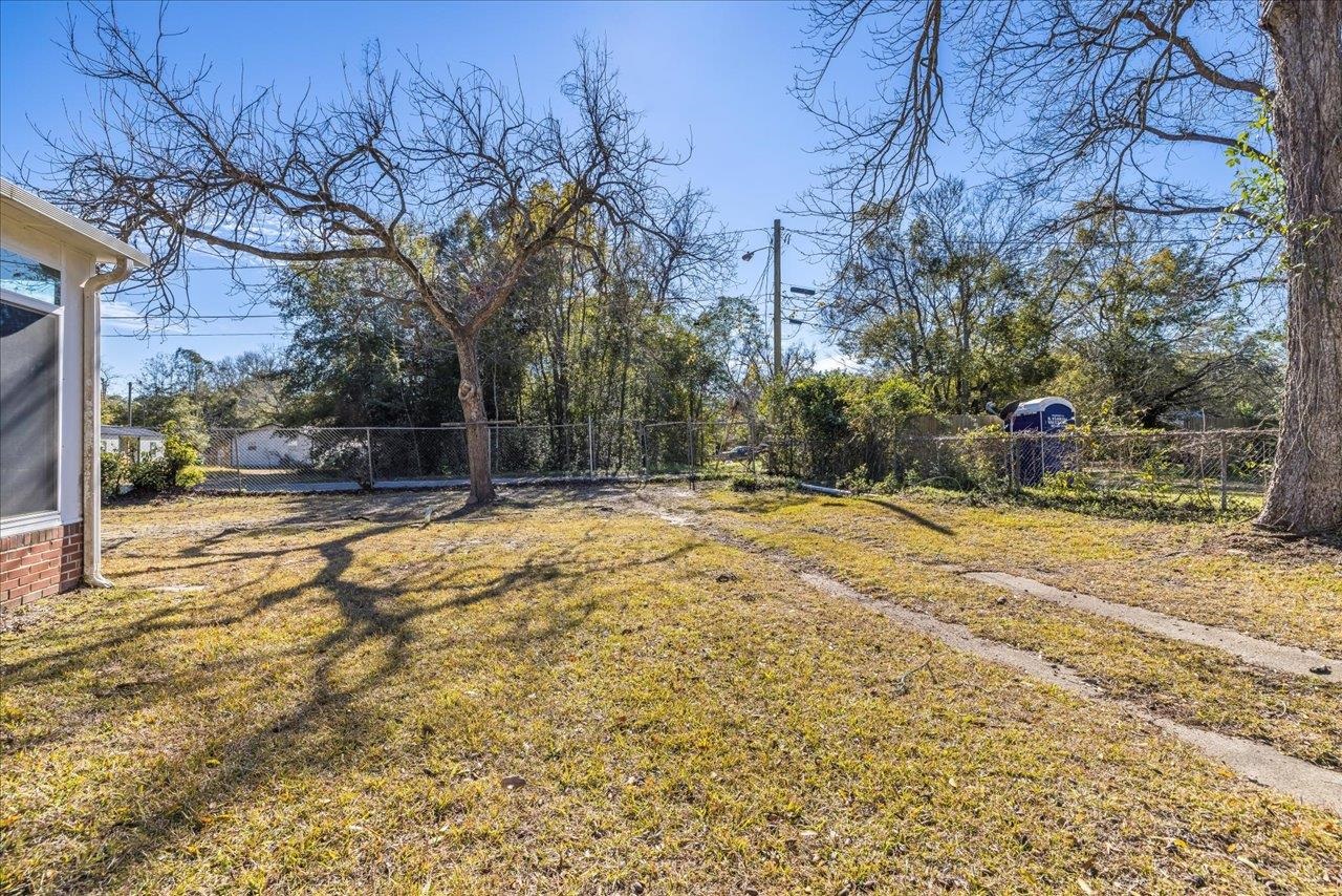 1735 Elm Street, Quincy, Florida image 39