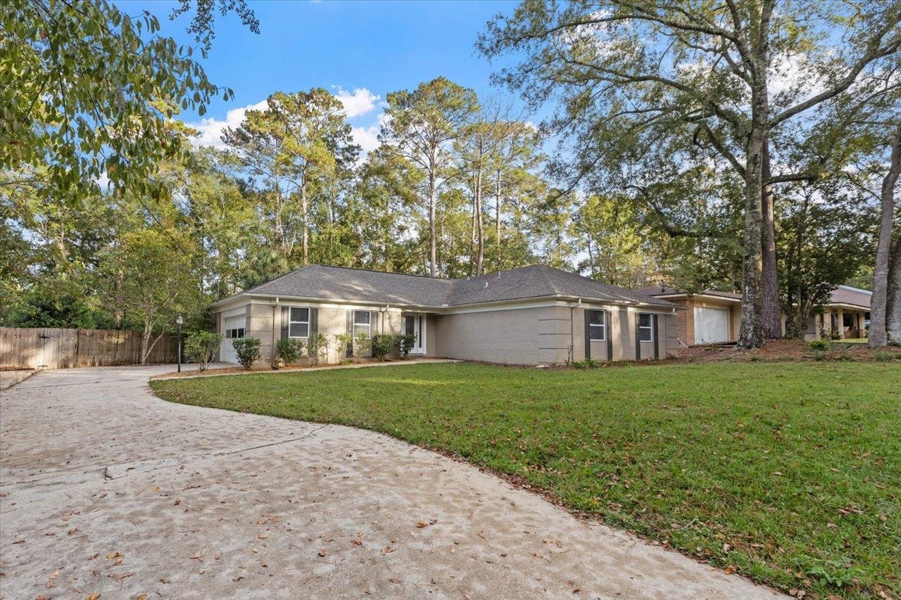 2213 Yaupon Drive, Tallahassee, Florida image 2