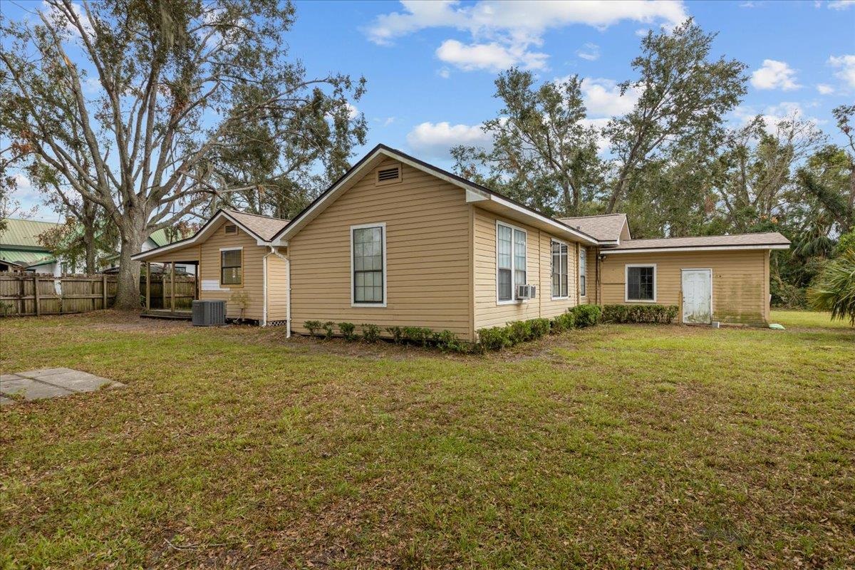 710 W Green Street, Perry, Florida image 11