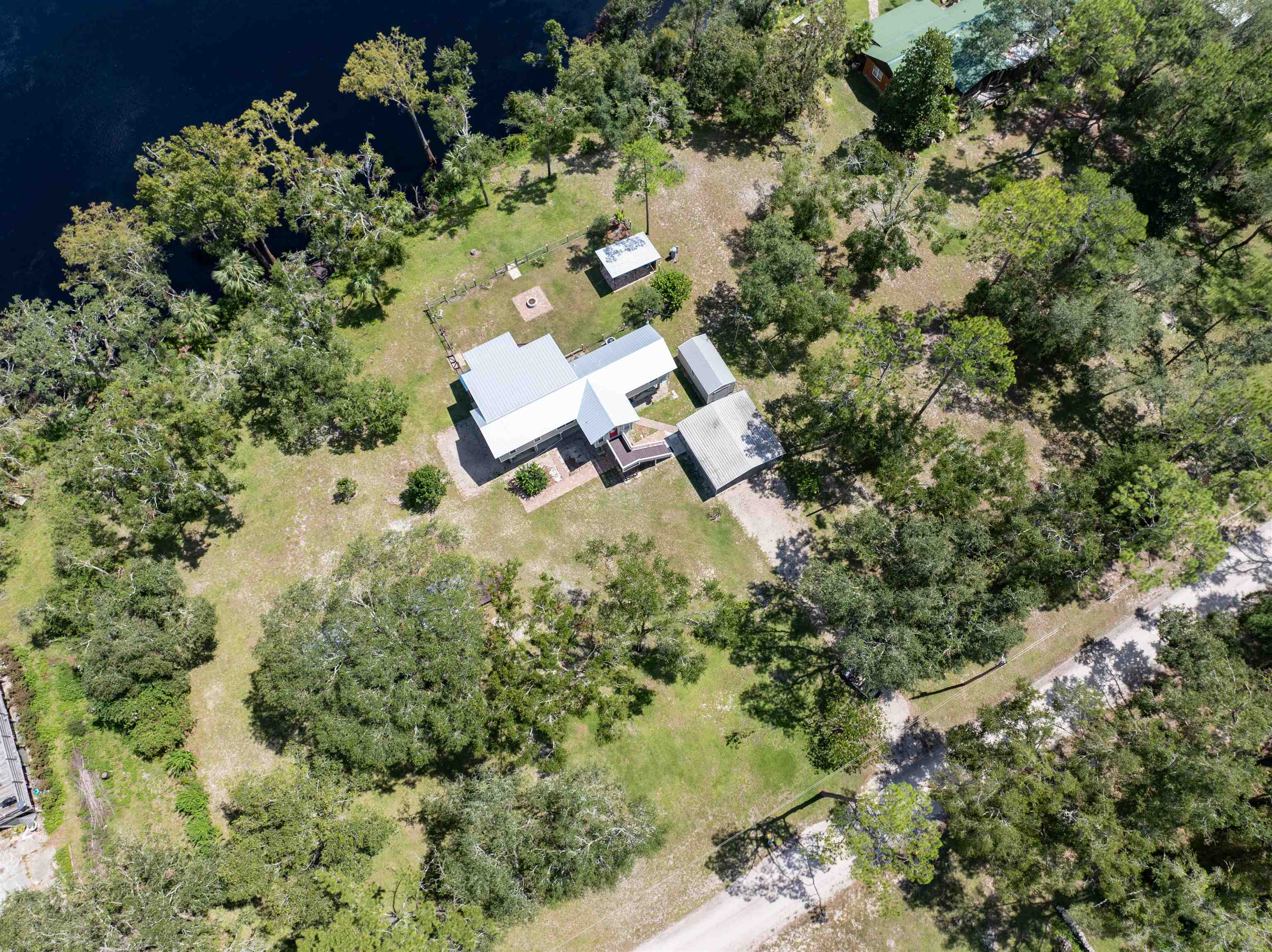 939 NW Banta Acres Rd, Mayo, Florida image 22