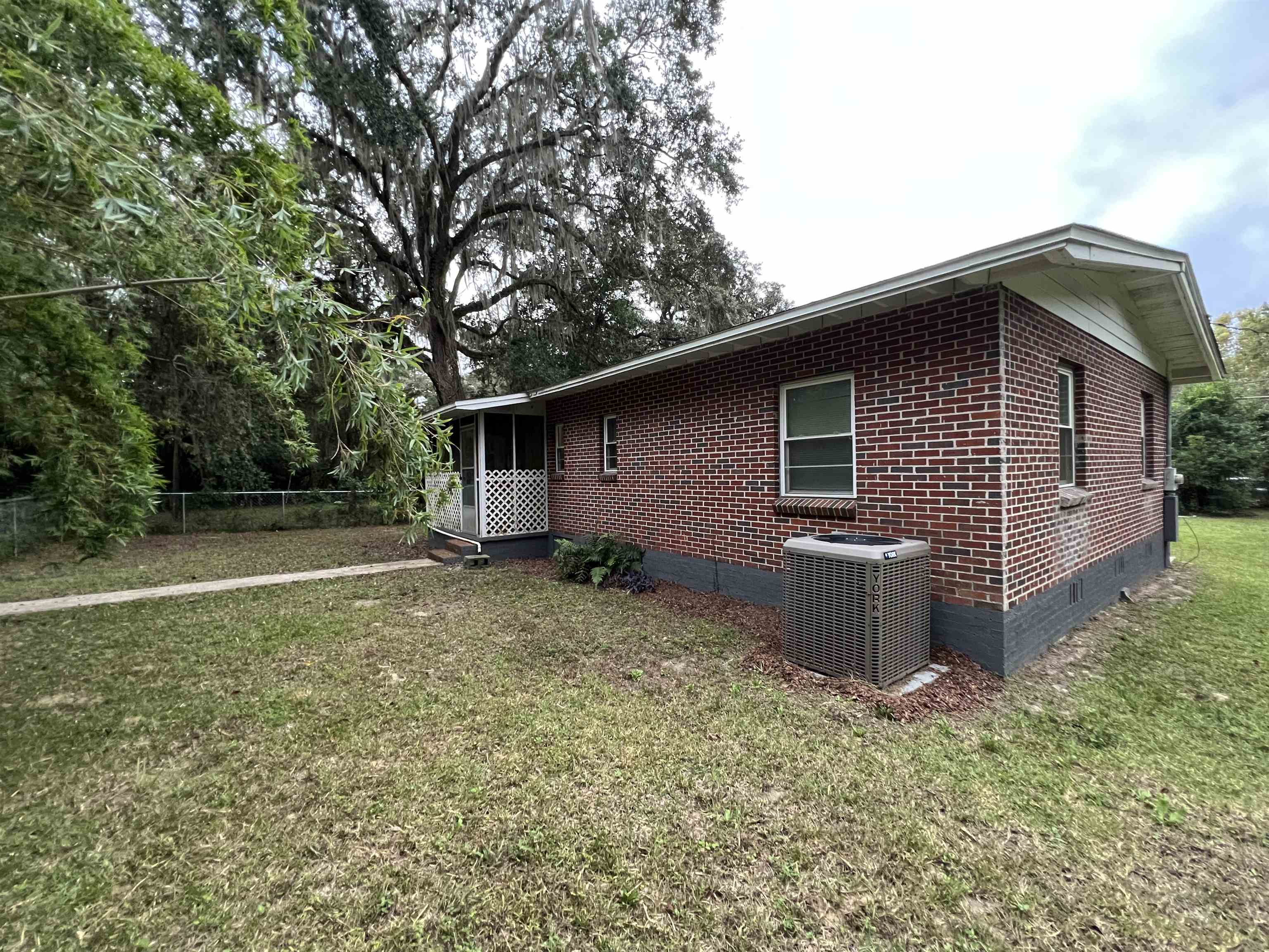 2921 Old Bainbridge Rd, Tallahassee, Florida image 15