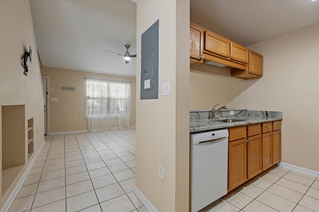 2740 W Tharpe Street #107, Tallahassee, Florida image 12