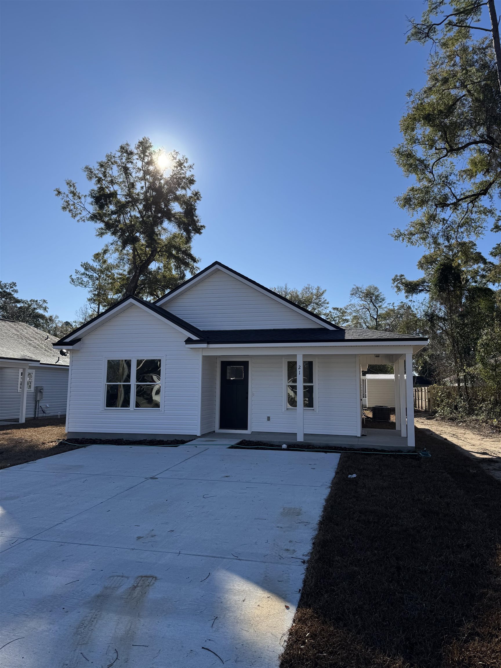 21 Comanche Trail, Crawfordville, Florida image 1