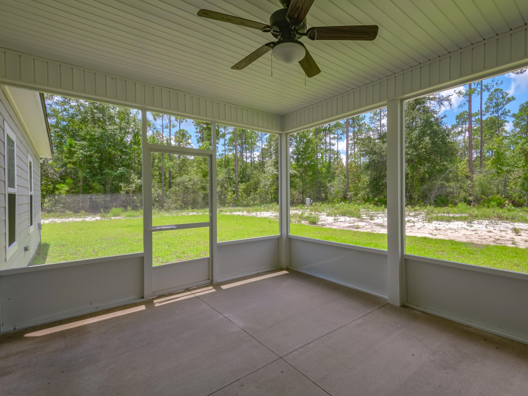 136 Country Club Drive, Crawfordville, Florida image 8