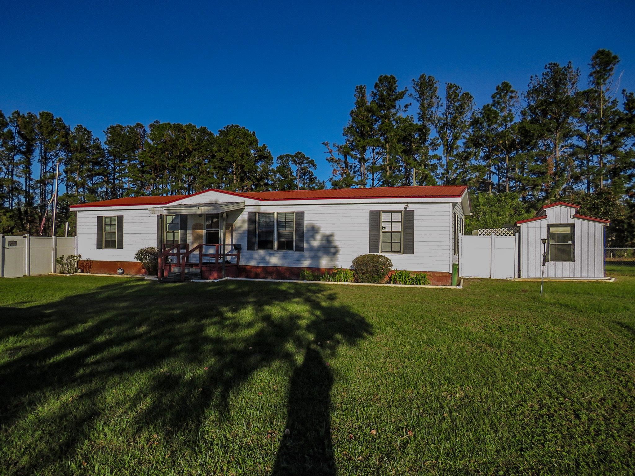 1111 NE Ridge Loop, Madison, Florida image 1