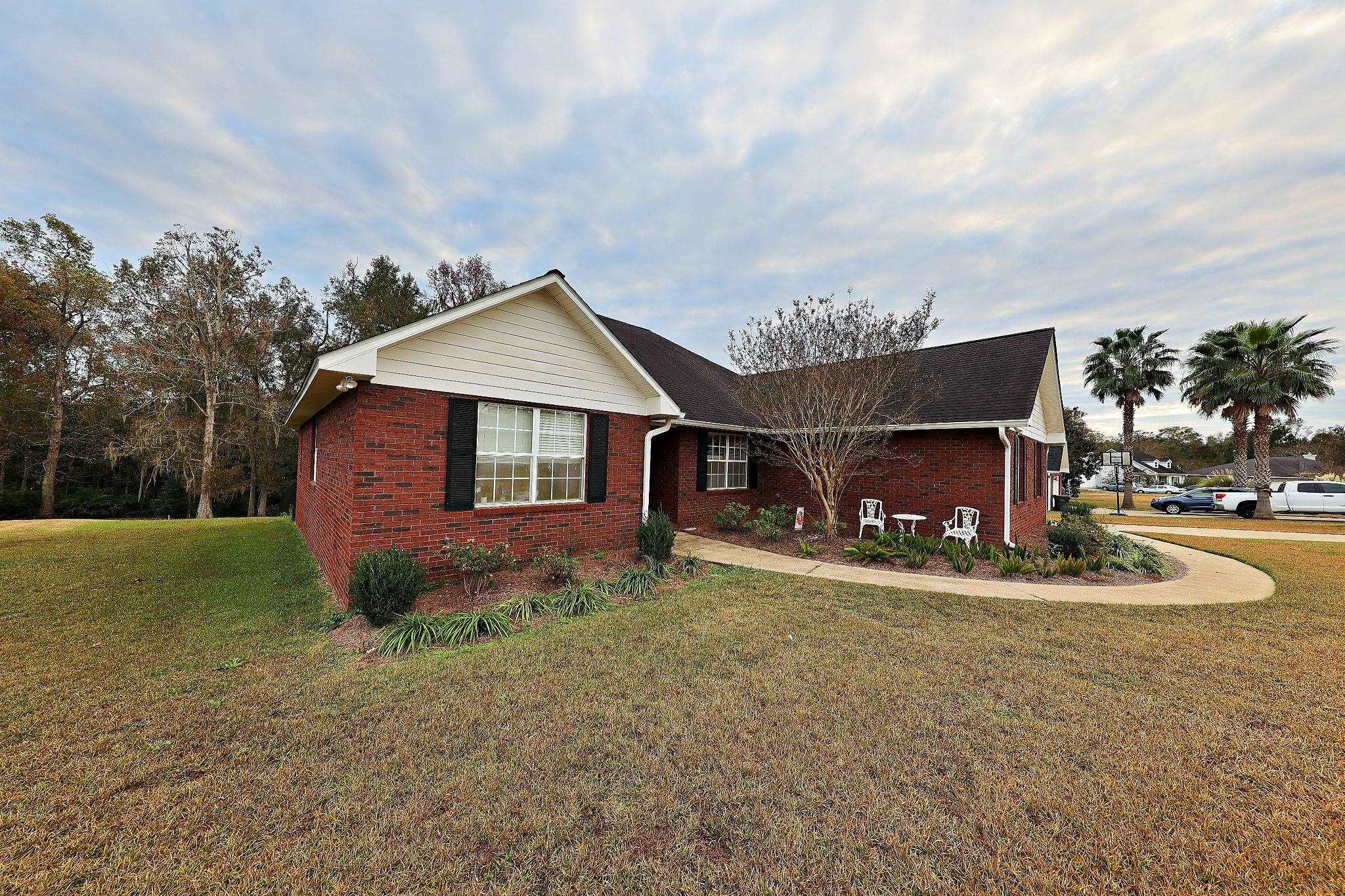 494 Carrington Circle, Thomasville, Georgia image 1