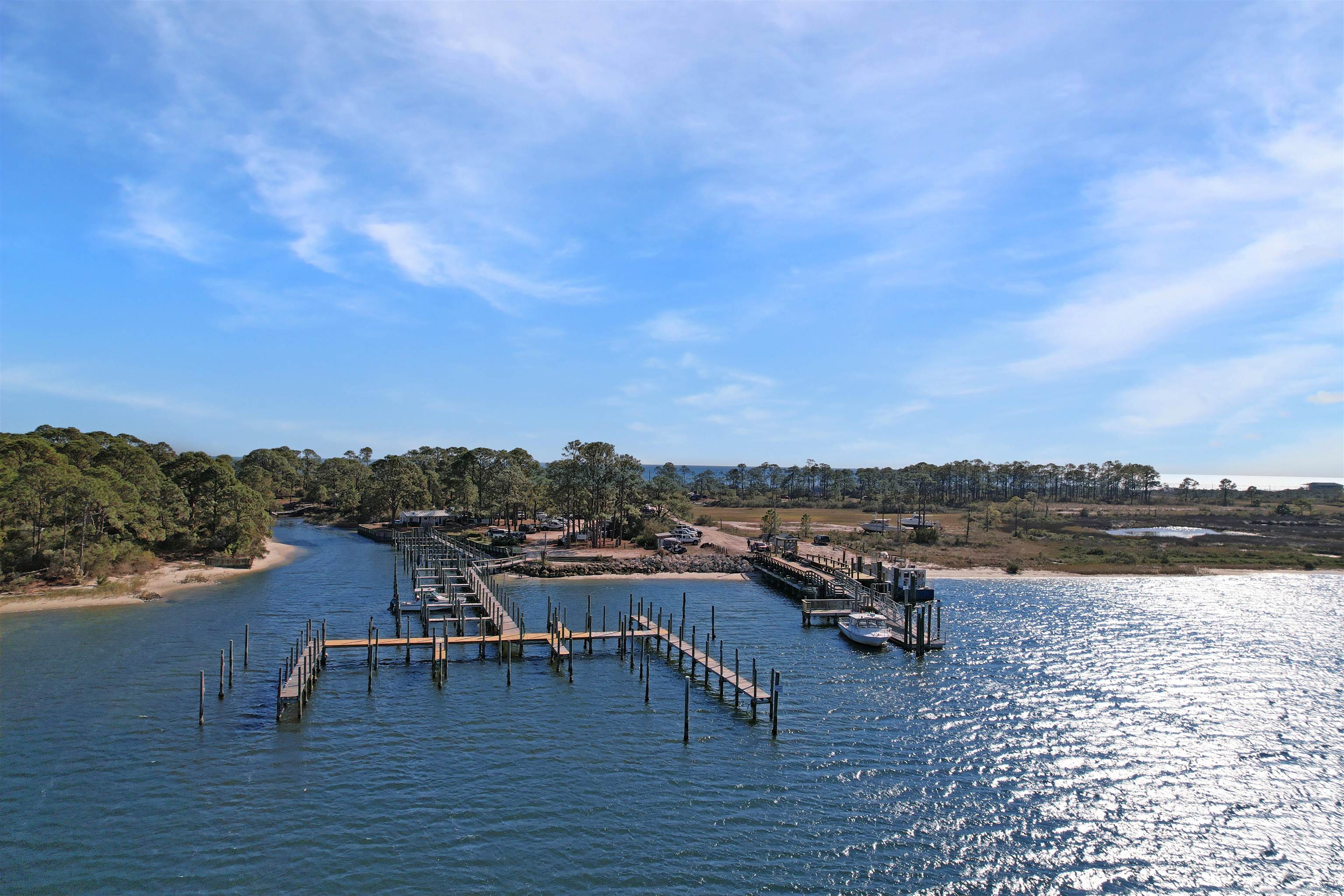 834 Gulf Shore Drive, Carrabelle, Florida image 17