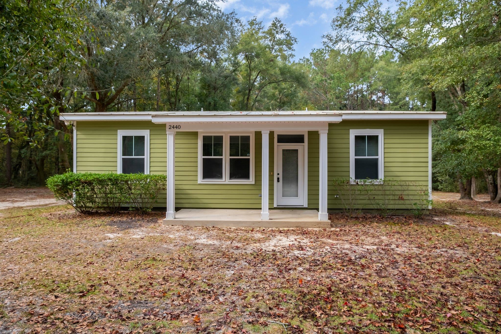 2440 Owls Head Road, Tallahassee, Florida image 2