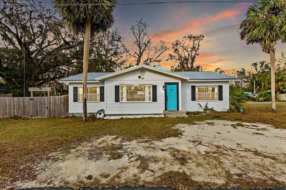 302 W Florida Street, Perry, Florida image 1