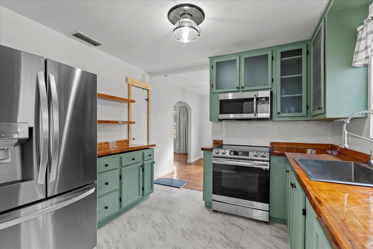 302 W Florida Street, Perry, Florida image 12