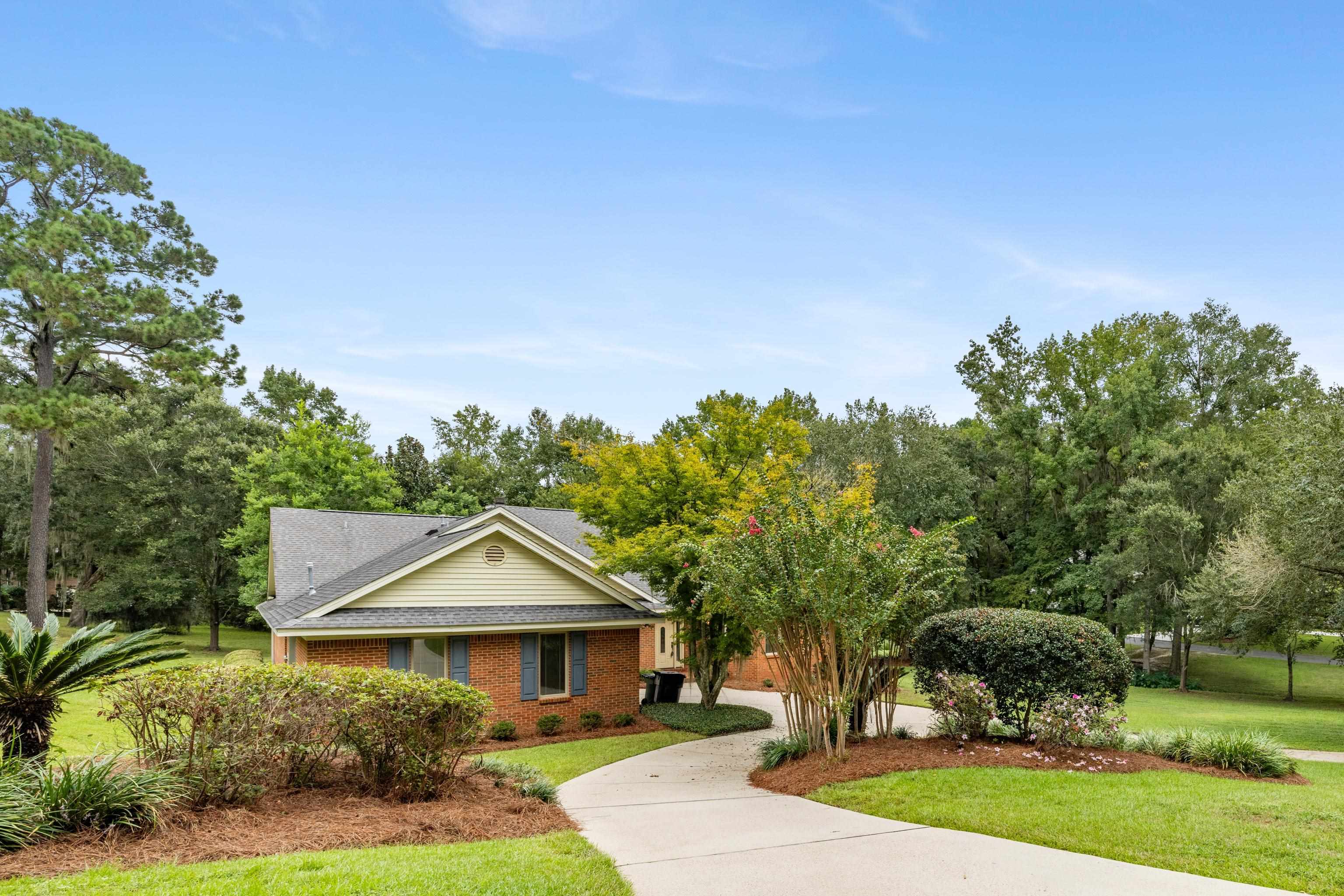 5335 Pembridge Place, Tallahassee, Florida image 2