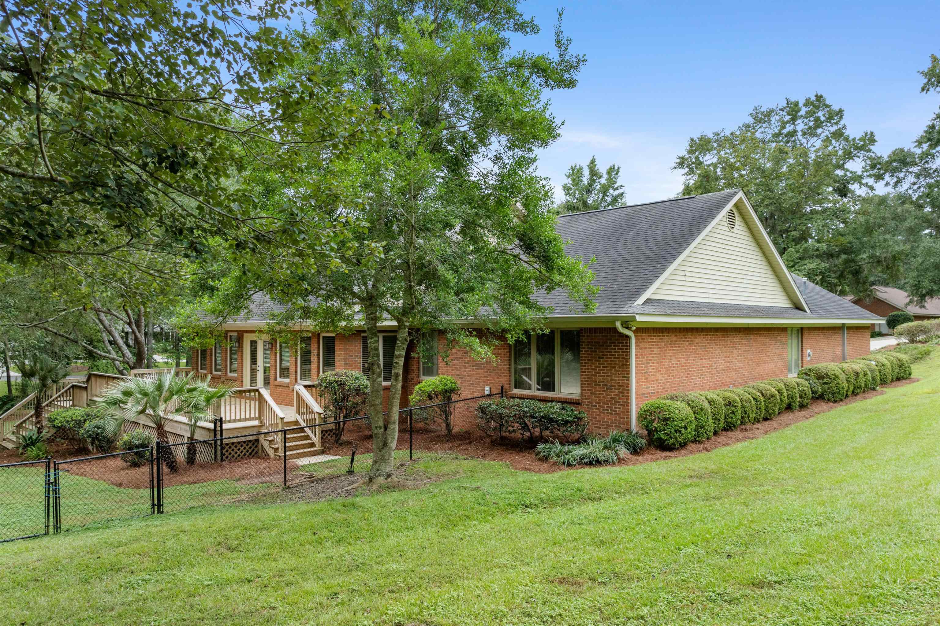 5335 Pembridge Place, Tallahassee, Florida image 35