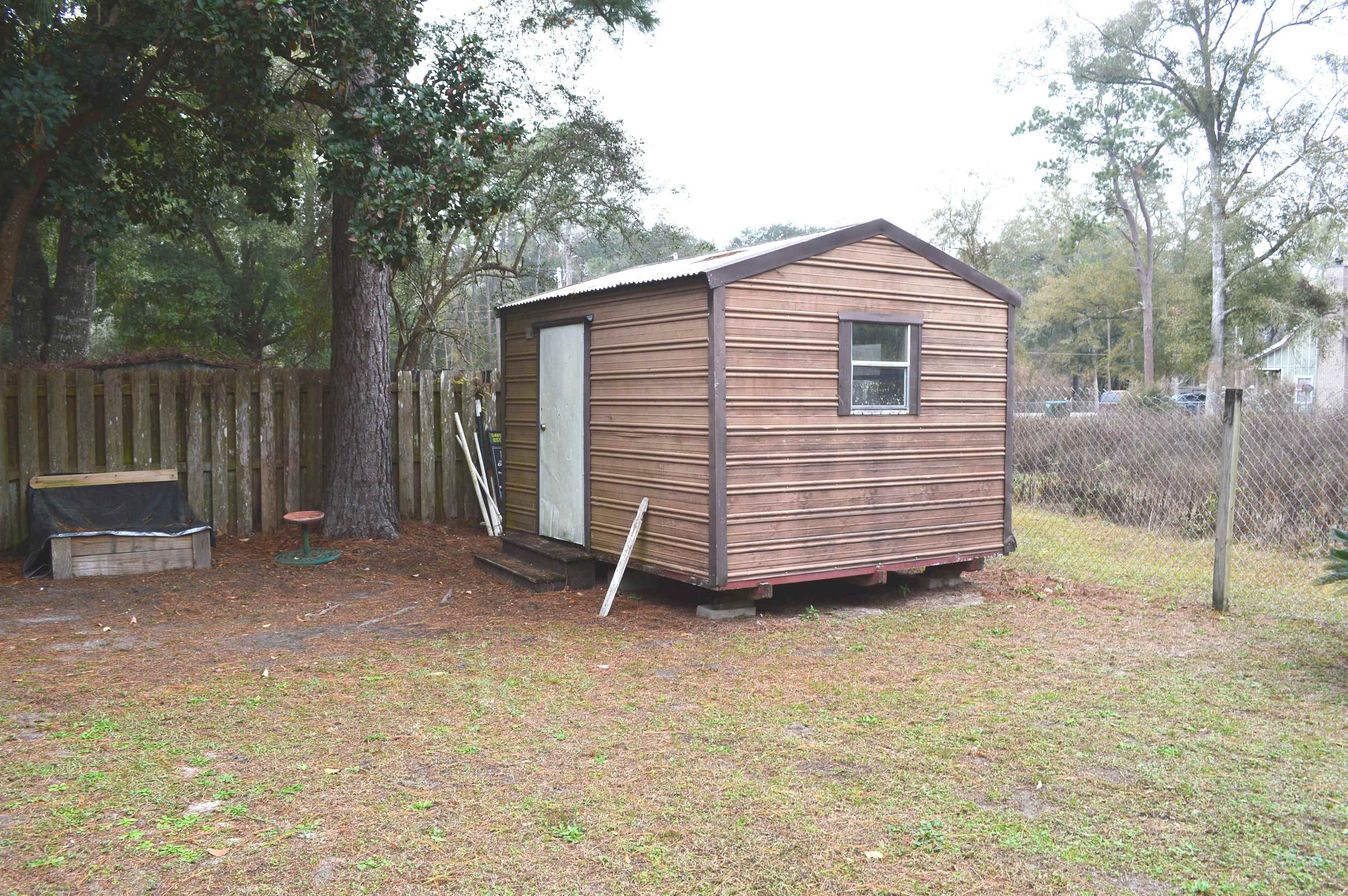 42 John David Drive, Crawfordville, Florida image 5