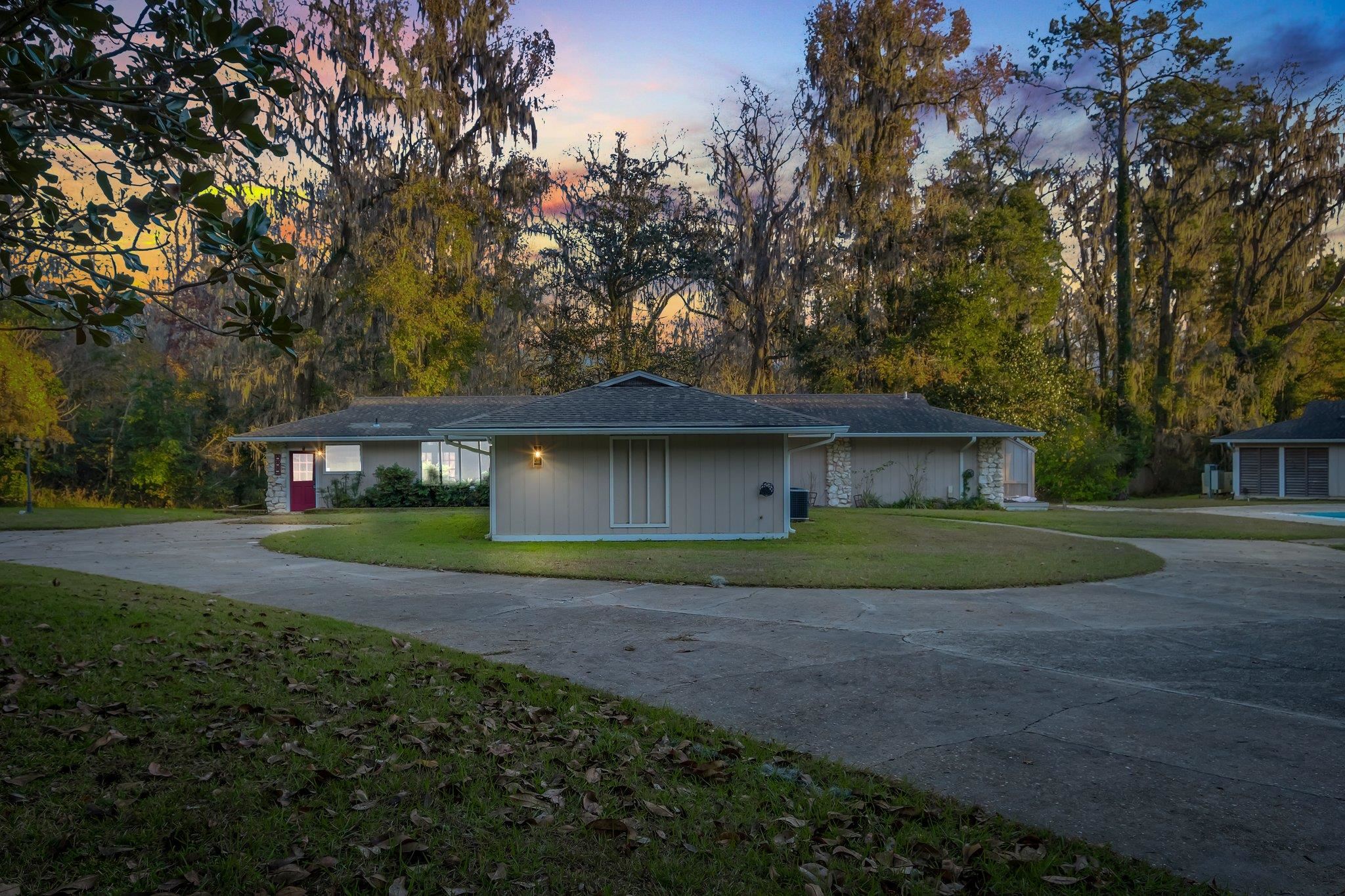 3905 & 3907 Bellac Road, Tallahassee, Texas image 39