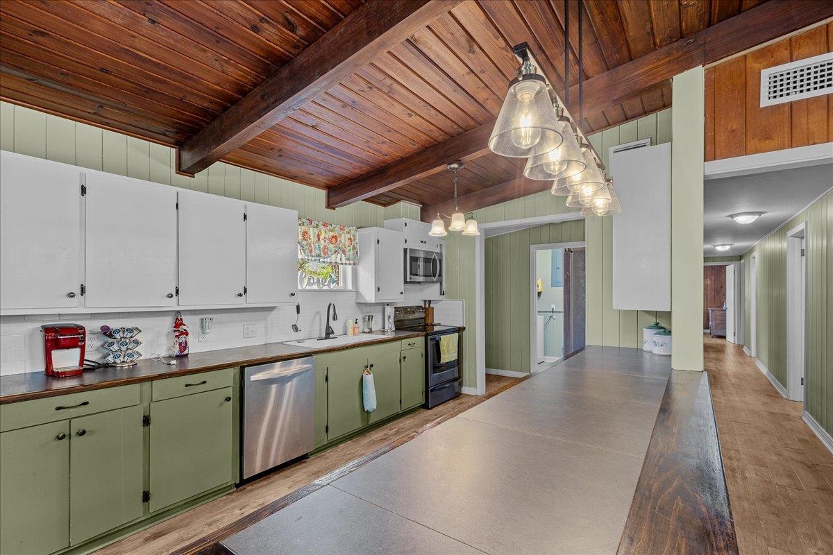 301 N Manila Avenue, Perry, Florida image 21
