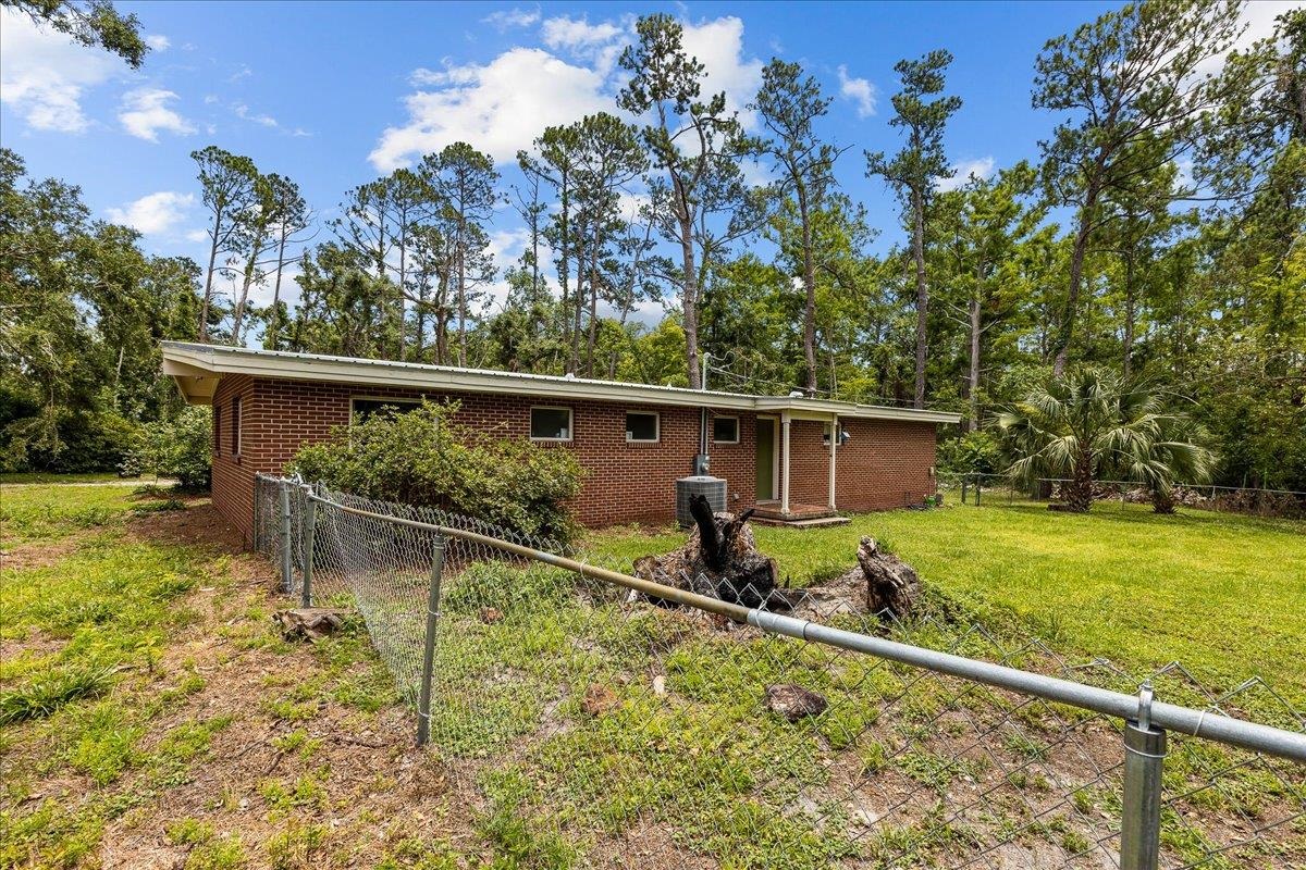 301 N Manila Avenue, Perry, Florida image 39