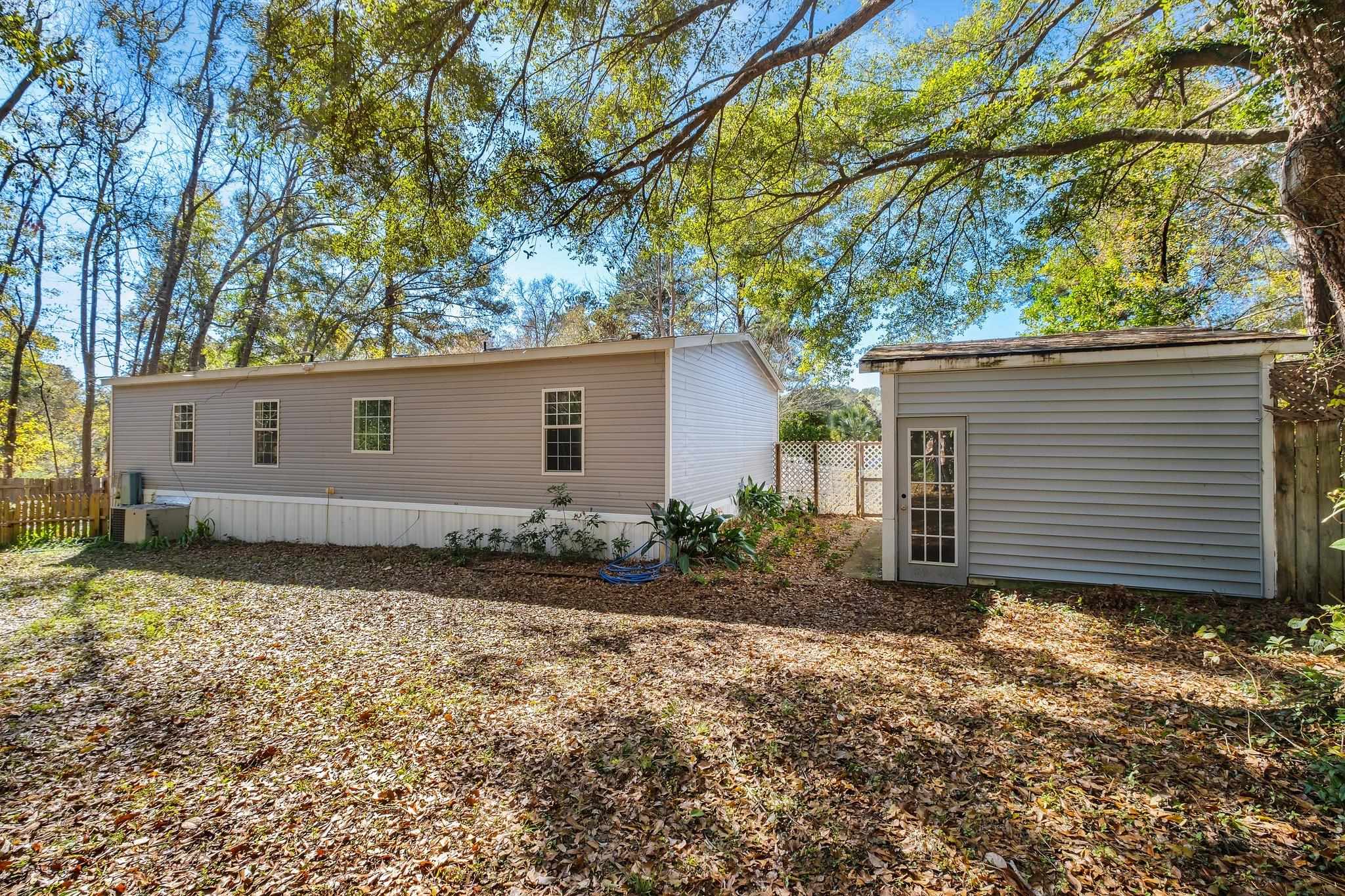 2145 Burnt Pine Lane, Tallahassee, Texas image 31