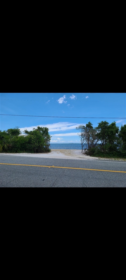 2638 W Highway 98, Carrabelle, Florida image 13