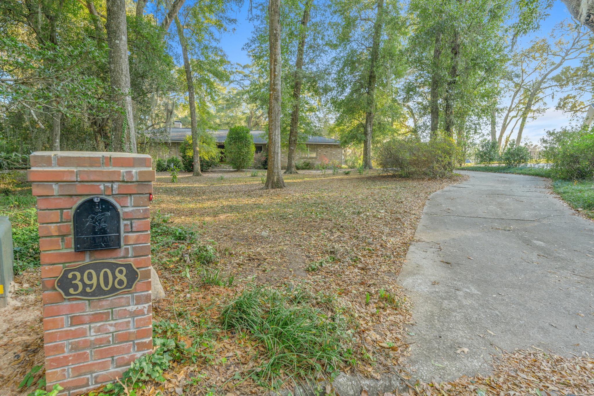 3908 Dunleer Court, Tallahassee, Texas image 3