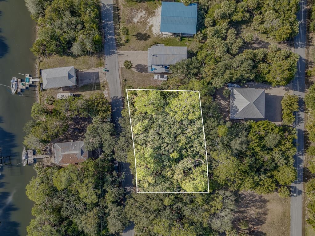 XX Oyster Bay Drive, Crawfordville, Florida image 14